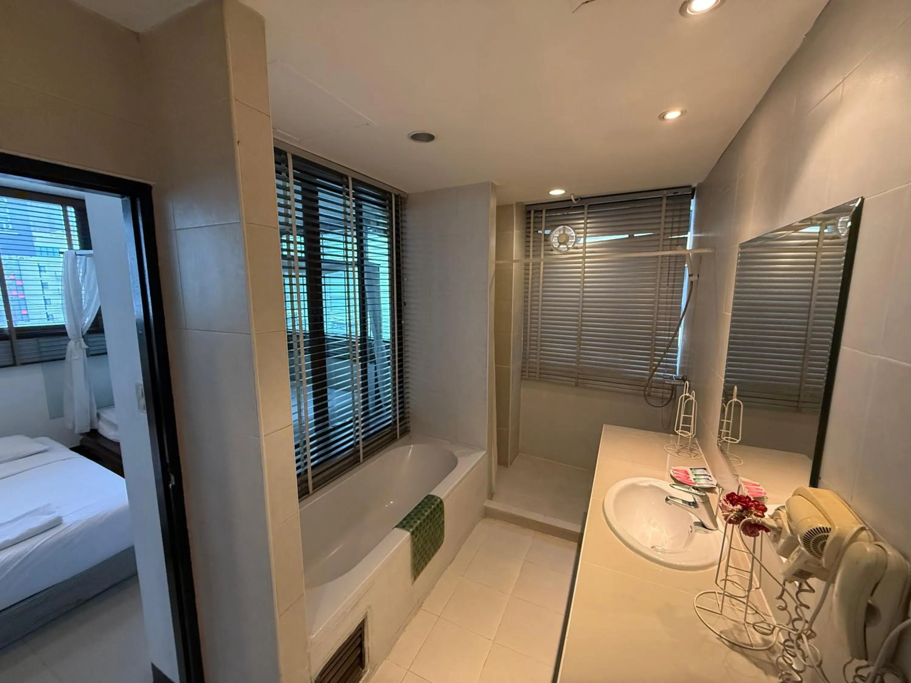 Shower, Bed in The Best Bangkok House
