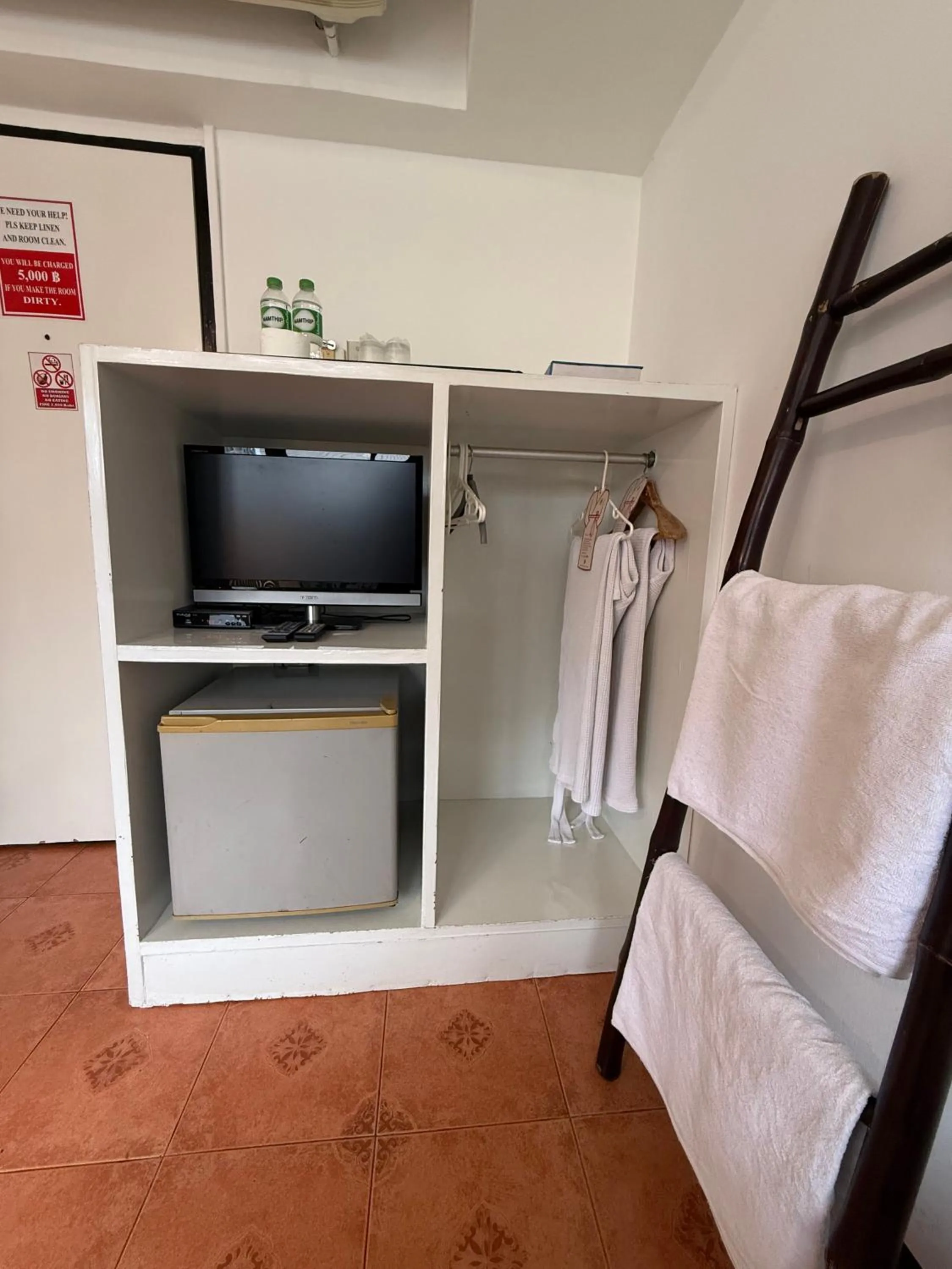 TV and multimedia in The Best Bangkok House