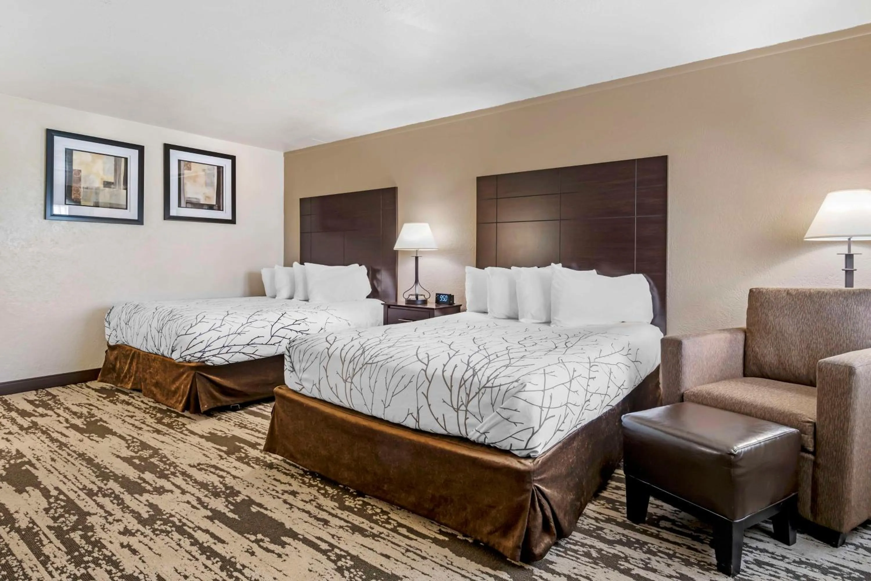 Bedroom, Bed in Best Western Prescottonian