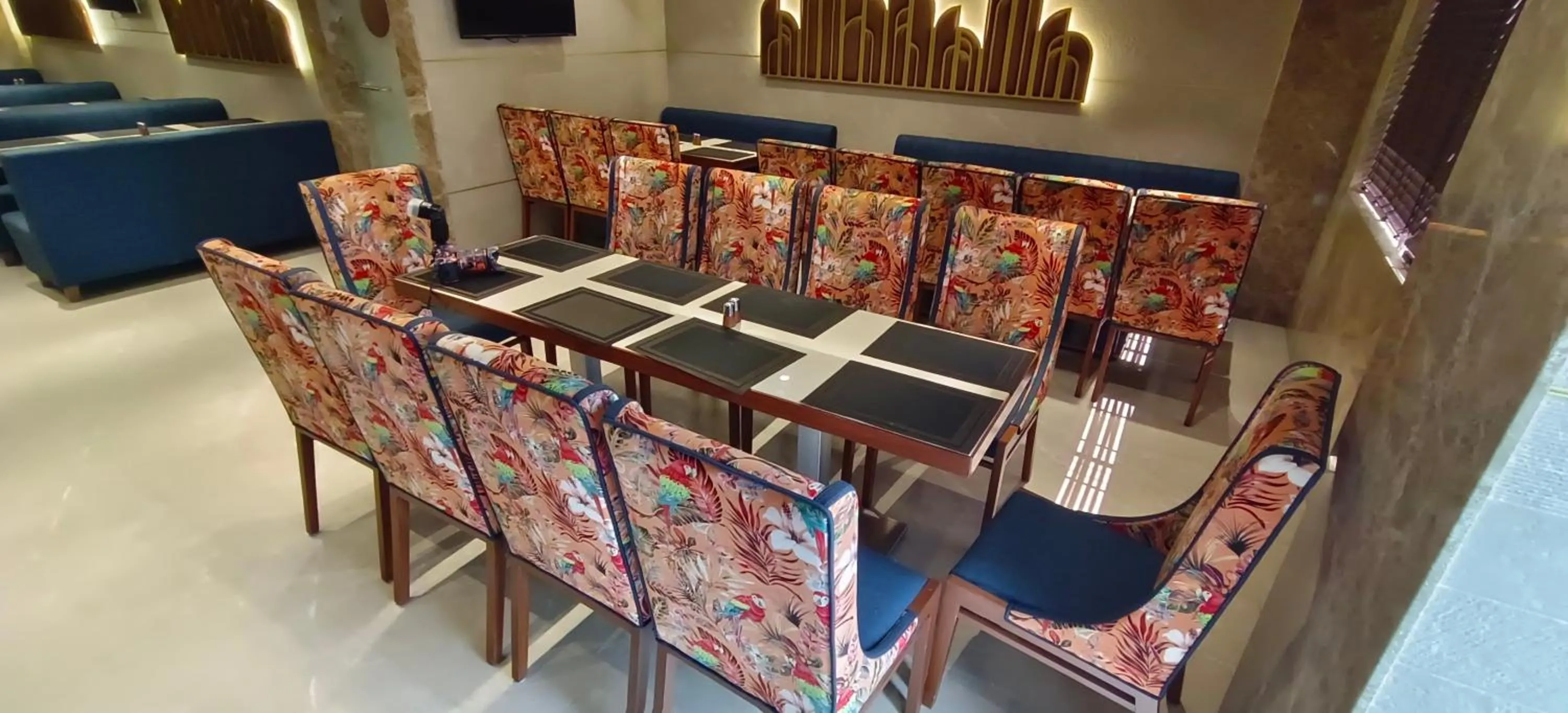 Restaurant/places to eat in HOTEL ARCHANA RESIDENCY