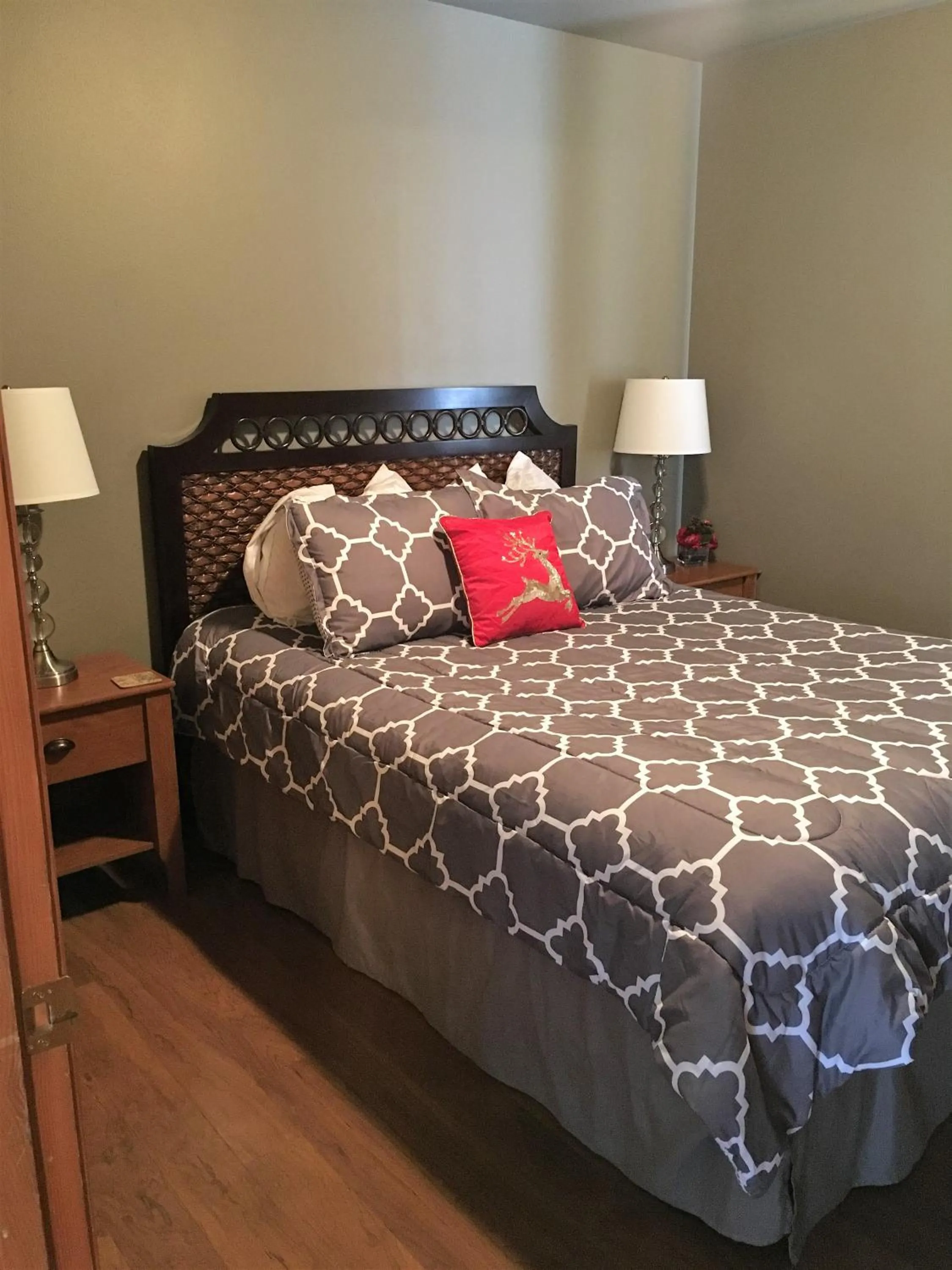 Bedroom in Der Sportsmann Suites