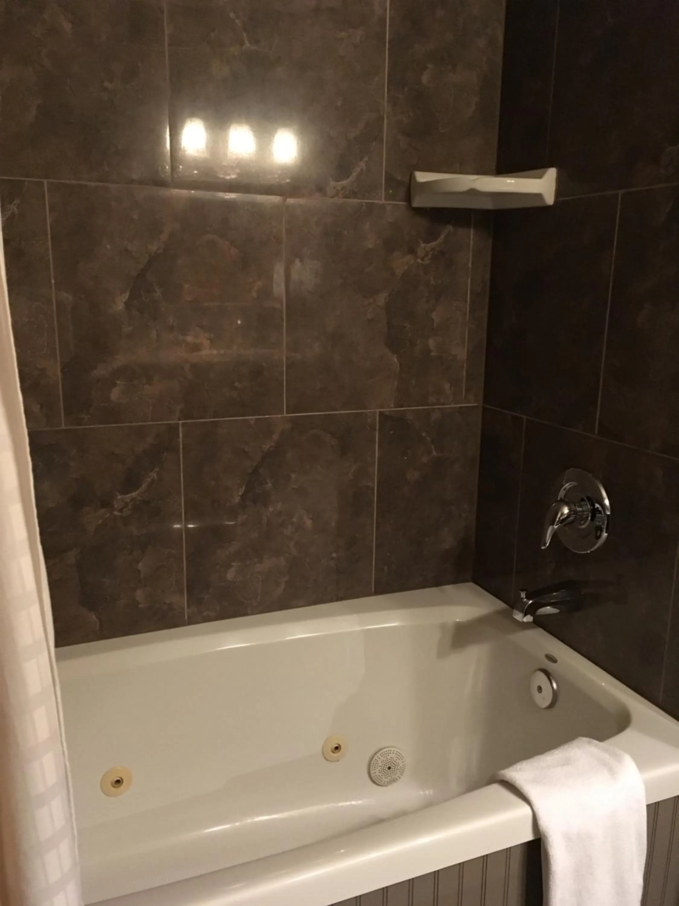 Bathroom in Der Sportsmann Suites