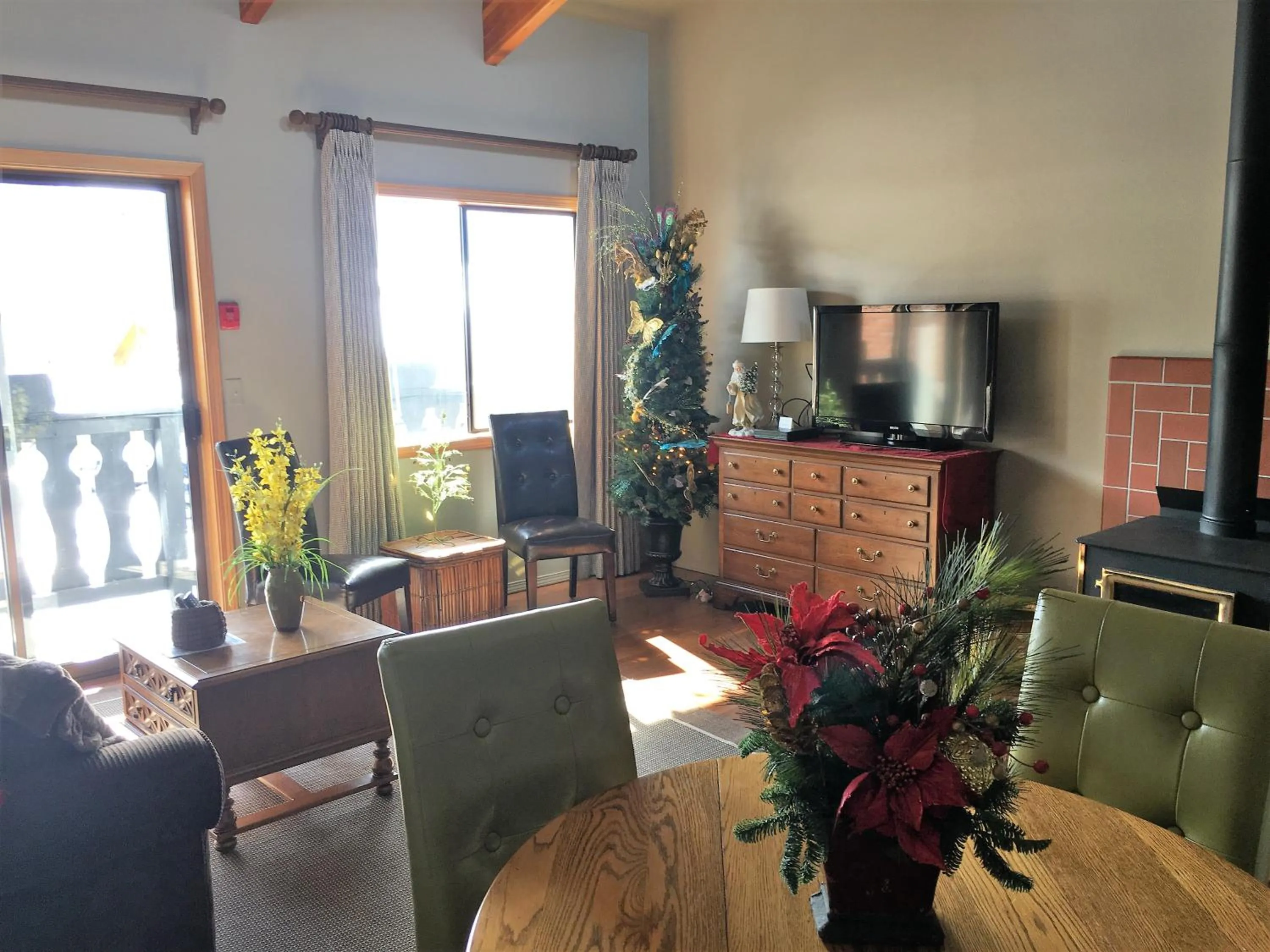 Living room in Der Sportsmann Suites