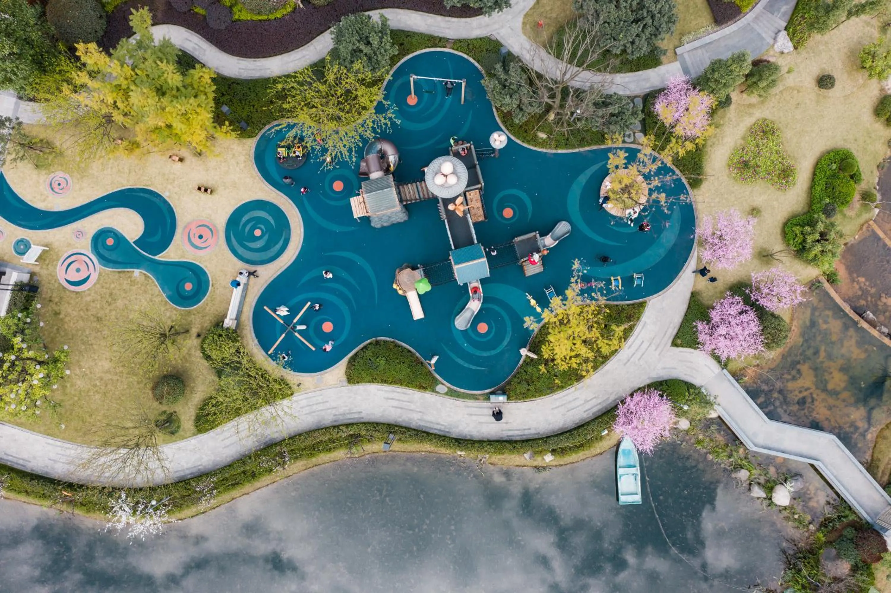 Children play ground in Le Meridien Emei Mountain Resort