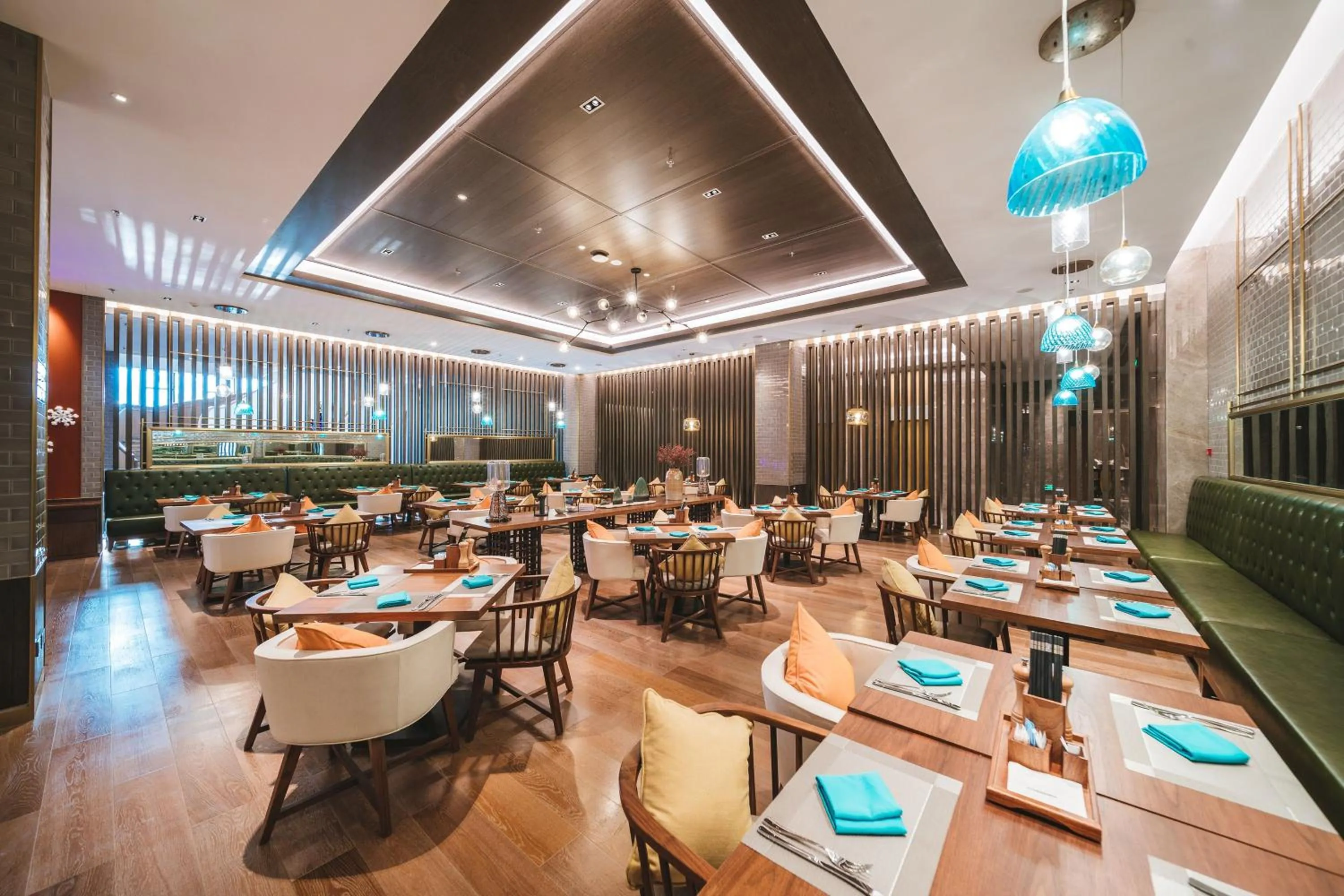 Restaurant/places to eat in Le Meridien Emei Mountain Resort