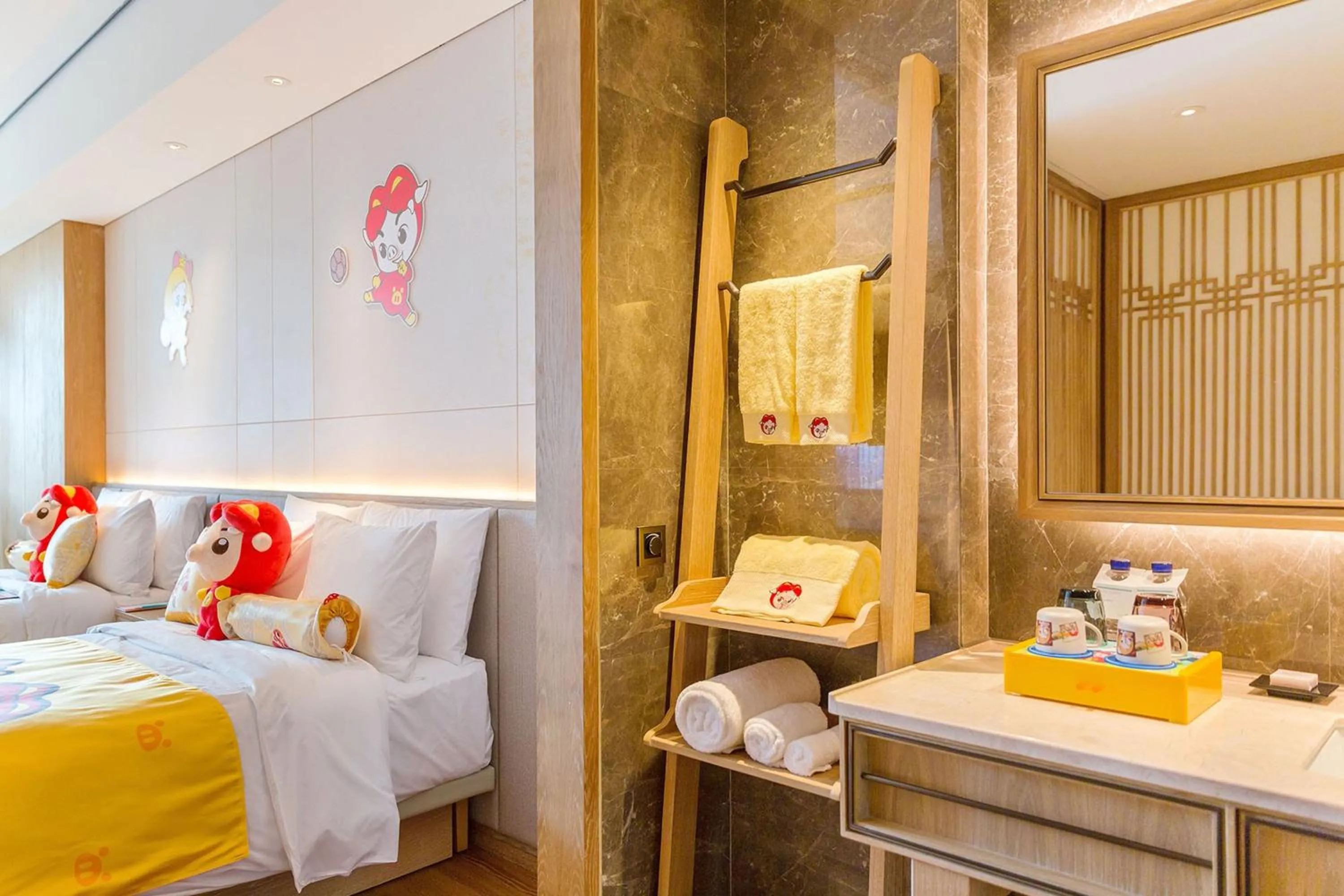 Photo of the whole room, Bed in Le Meridien Emei Mountain Resort