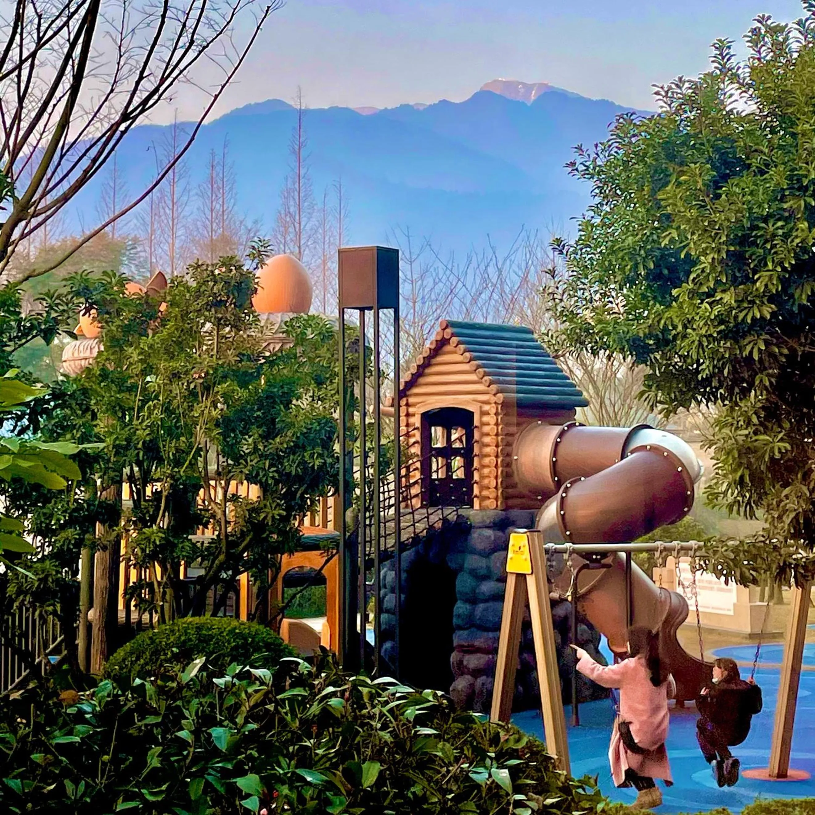 Children play ground in Le Meridien Emei Mountain Resort