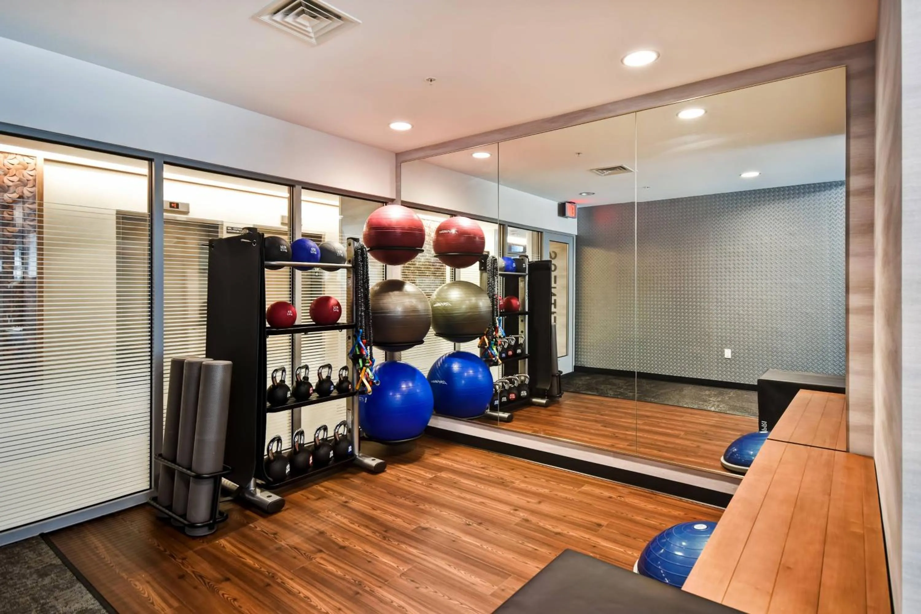 Fitness centre/facilities in Fairfield Inn & Suites by Marriott Plymouth