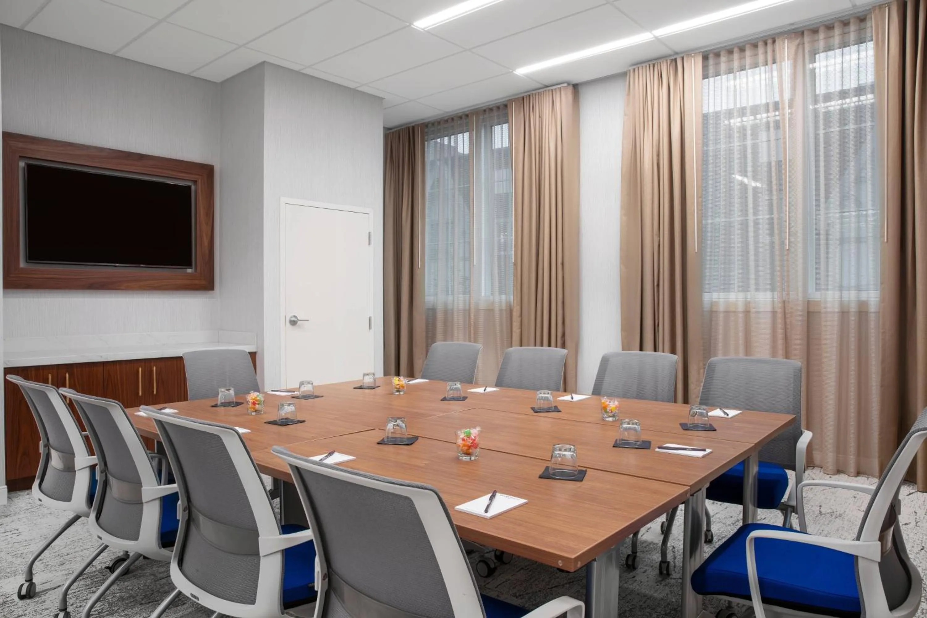 Meeting/conference room in Residence Inn by Marriott Norwalk