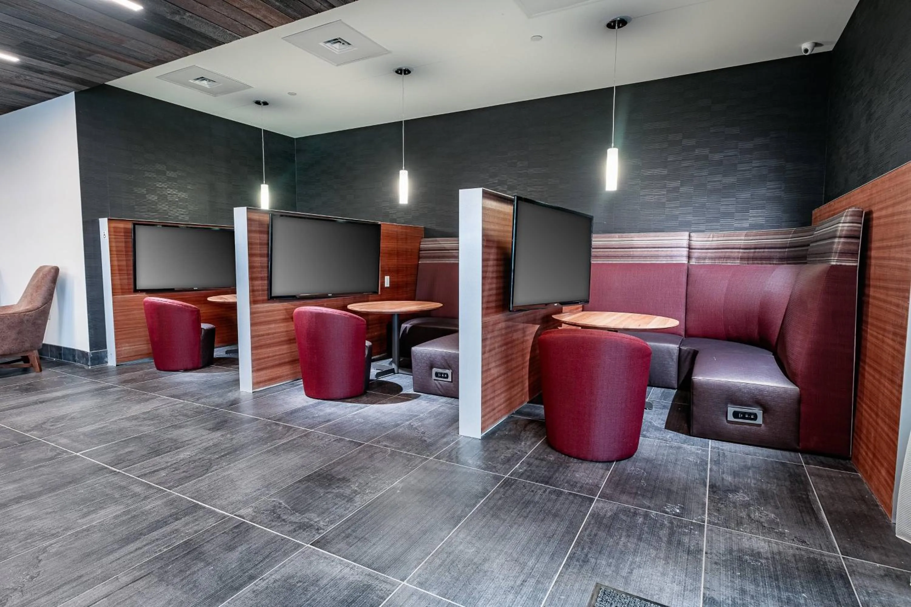Lounge or bar in Courtyard by Marriott Toledo West