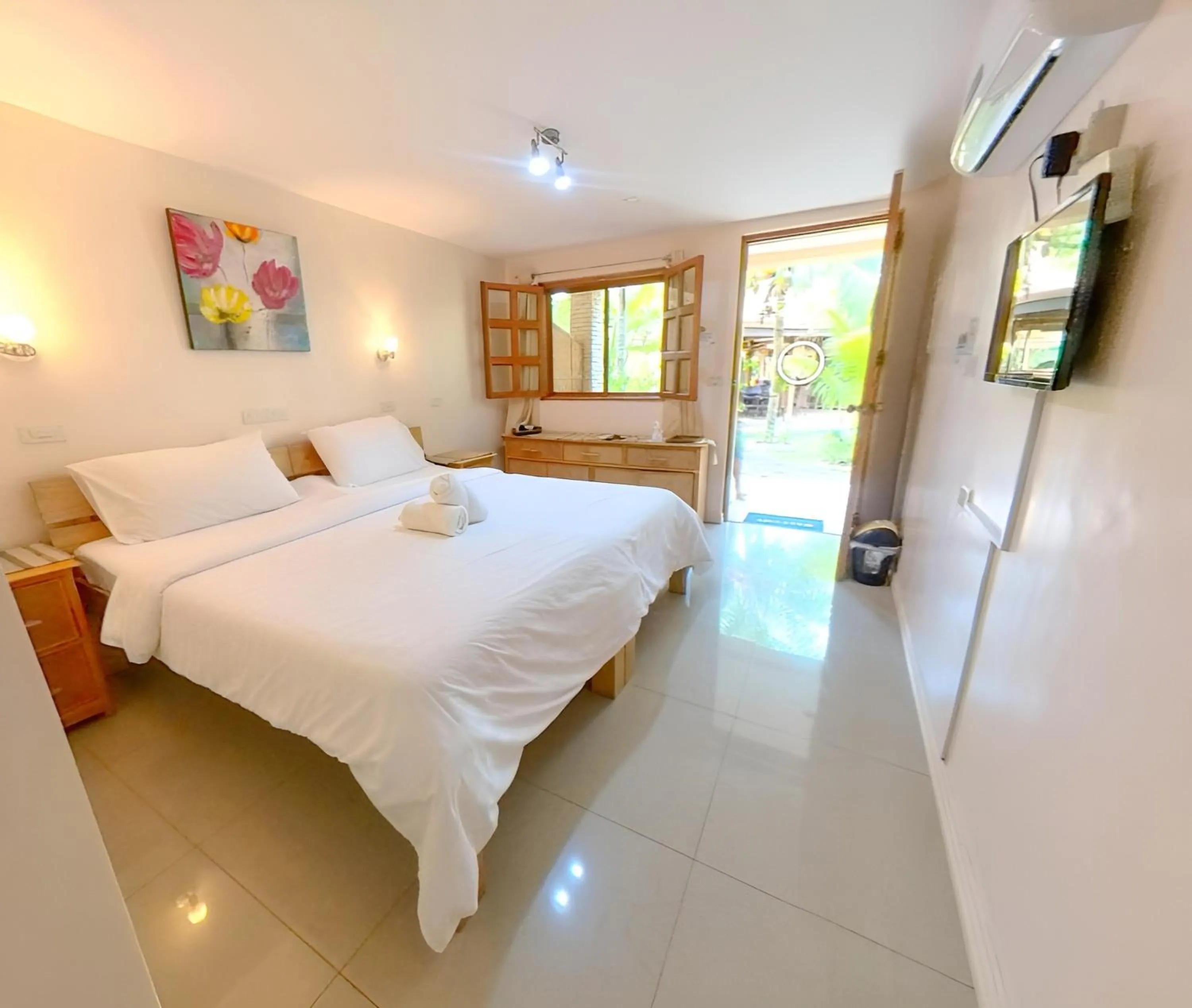 Bedroom, Bed in Alona42 Resort