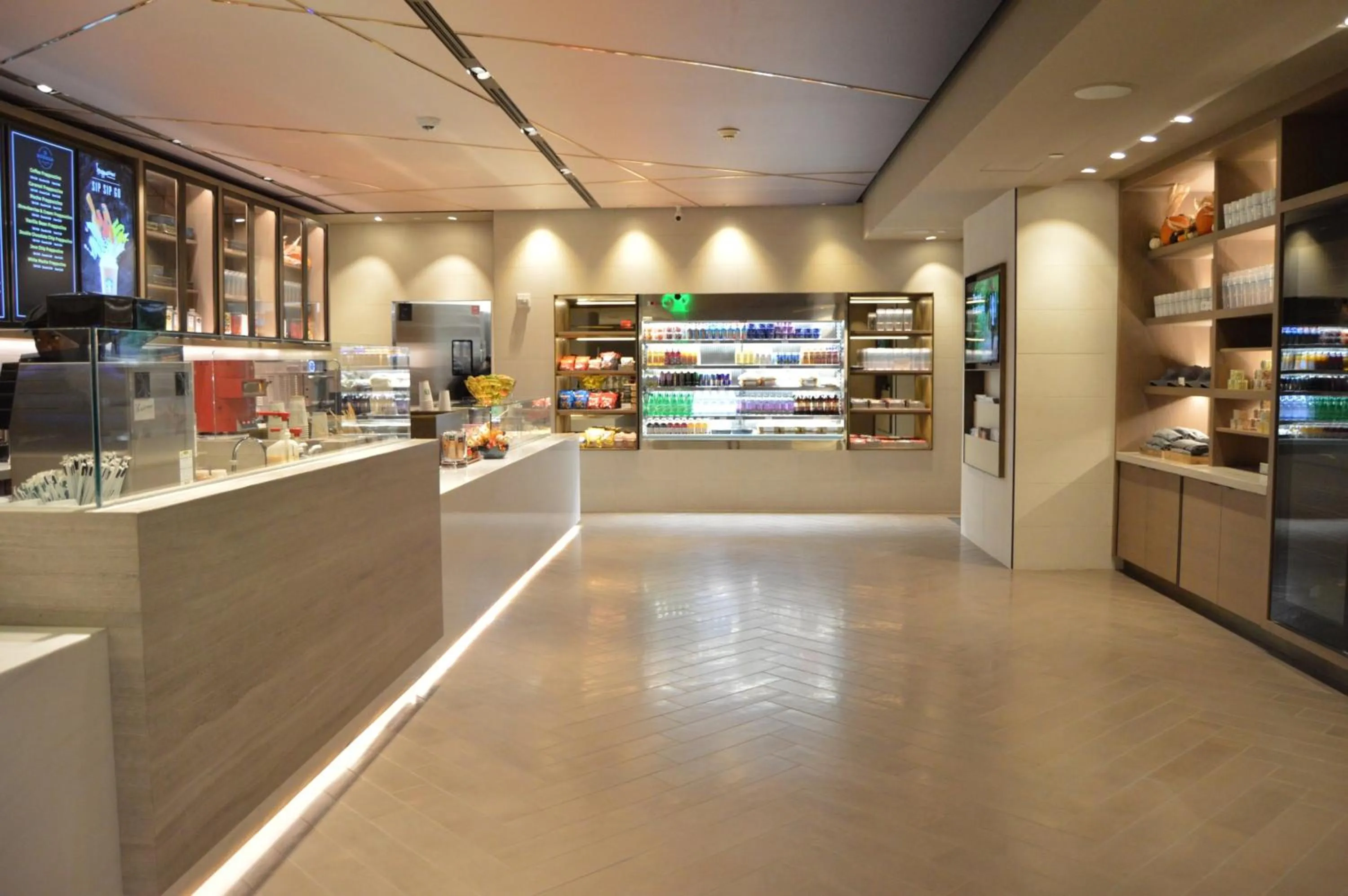 Restaurant/places to eat in Loews Hollywood Hotel