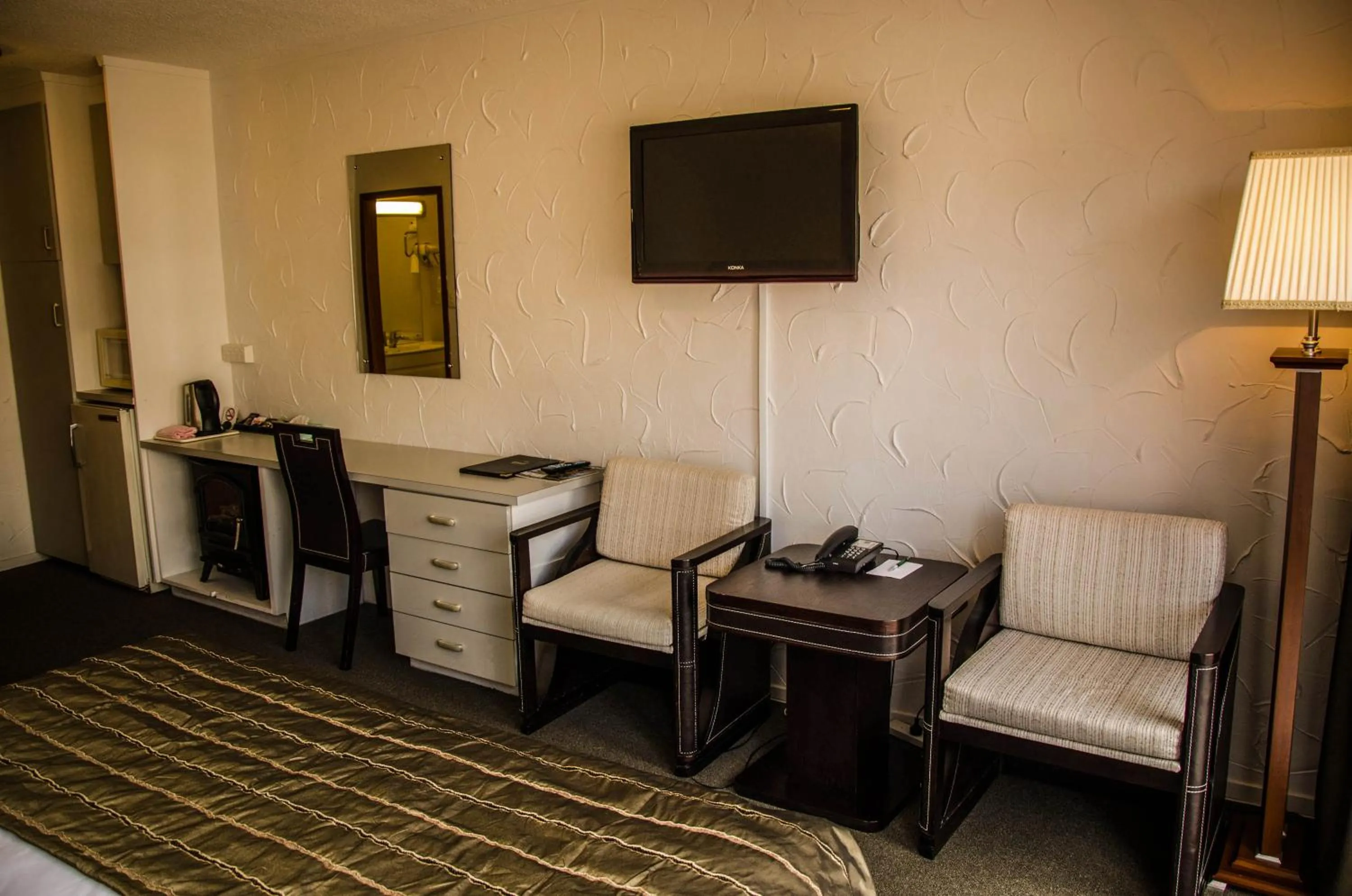 Alpers Lodge & Conference Centre