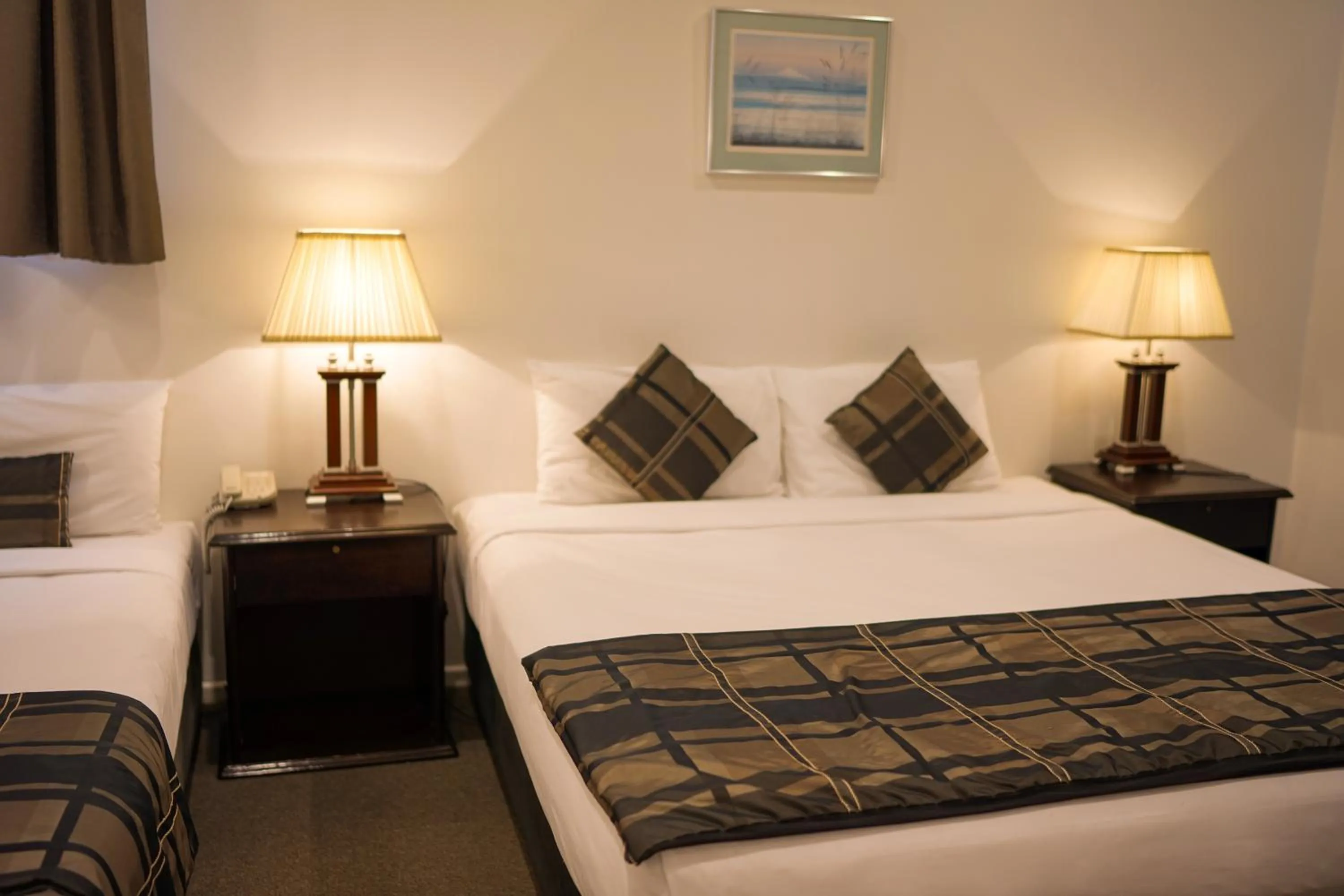 Bed in Alpers Lodge & Conference Centre