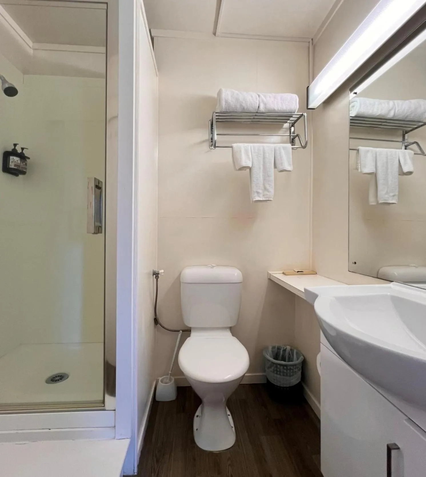 Alpers Lodge & Conference Centre