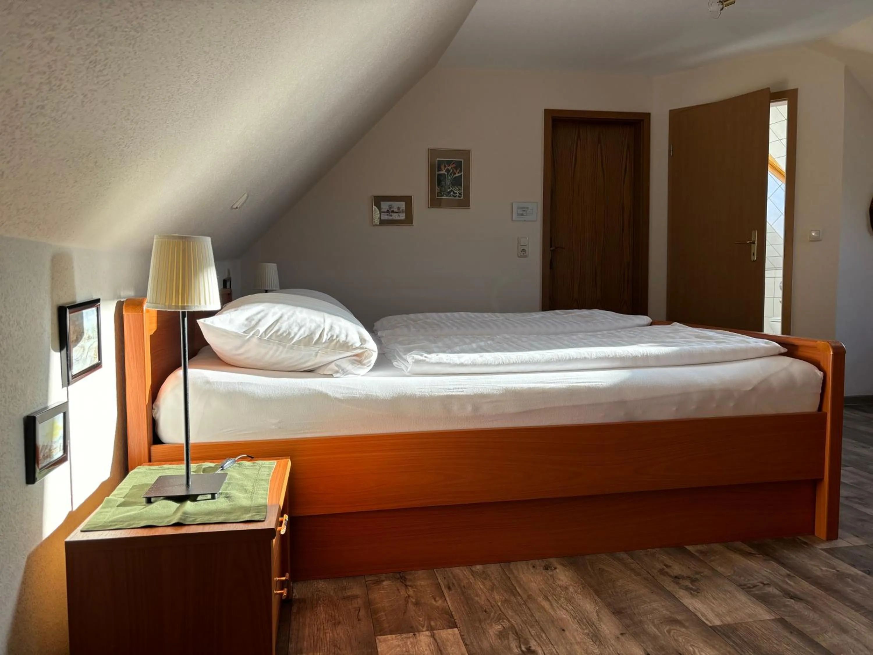 Bed in Heitmann`s Gasthof