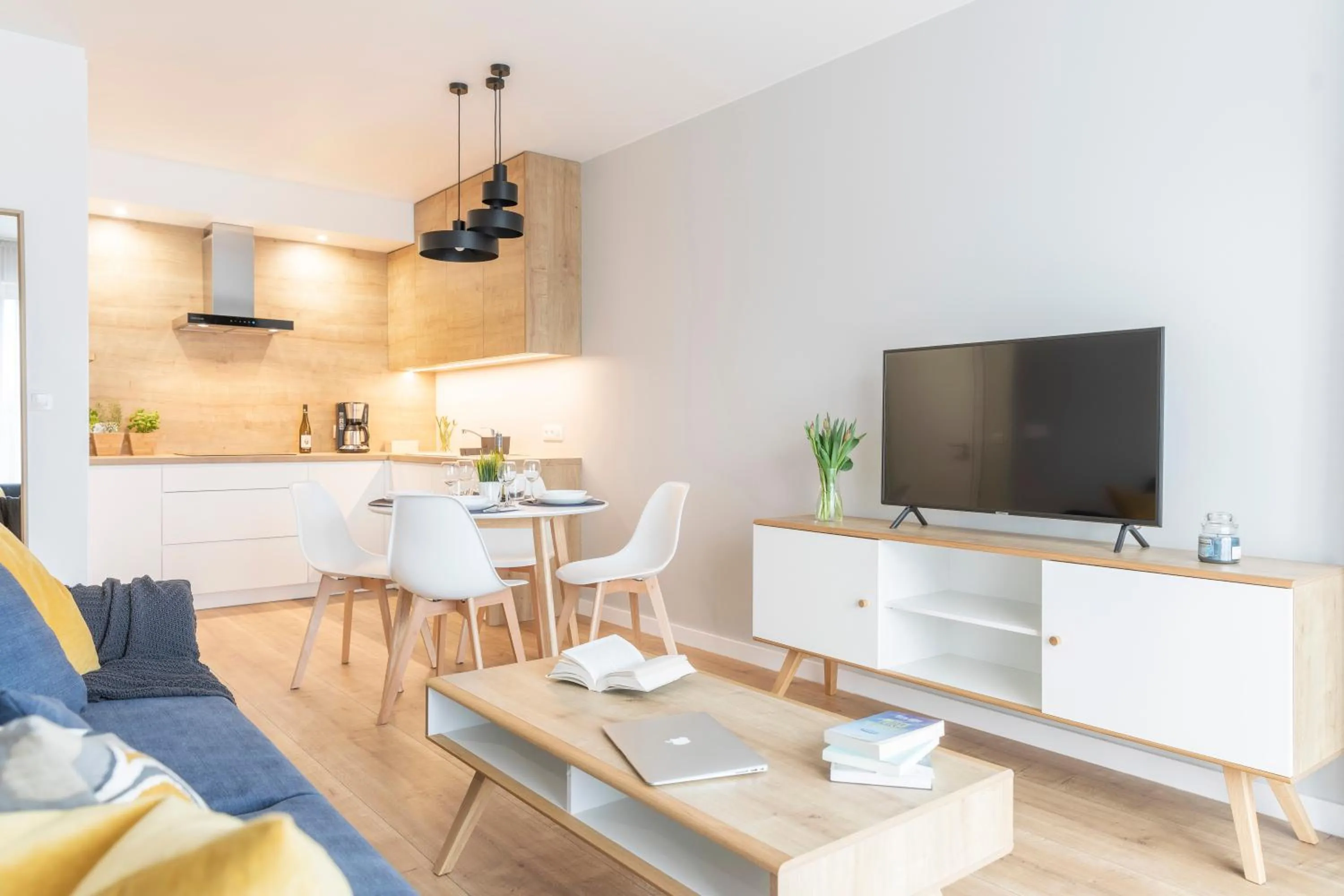 Communal lounge/ TV room in Kamienica Parkowa