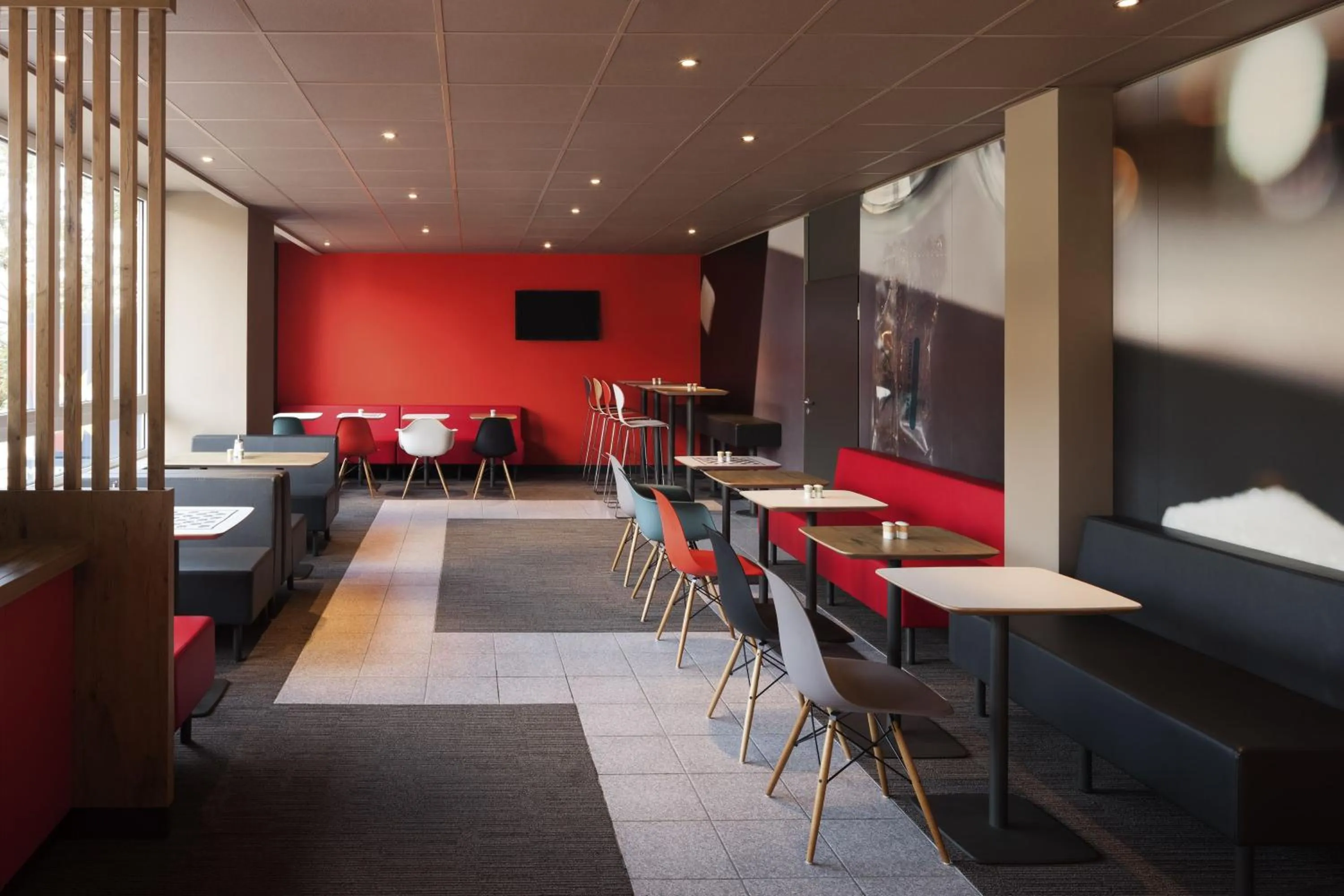 Restaurant/places to eat in ibis Nürnberg Hauptbahnhof