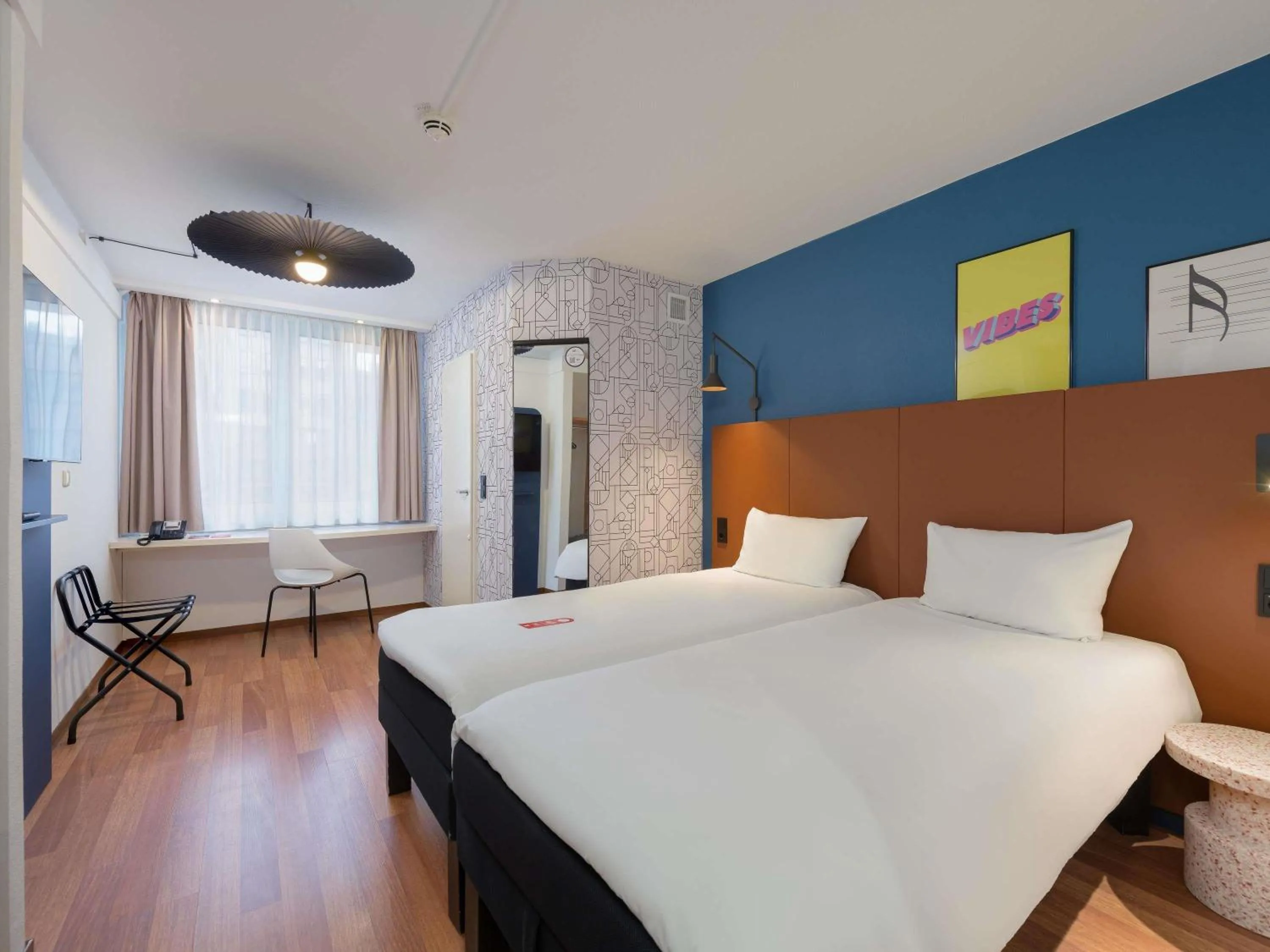 Bed in ibis Nürnberg Hauptbahnhof