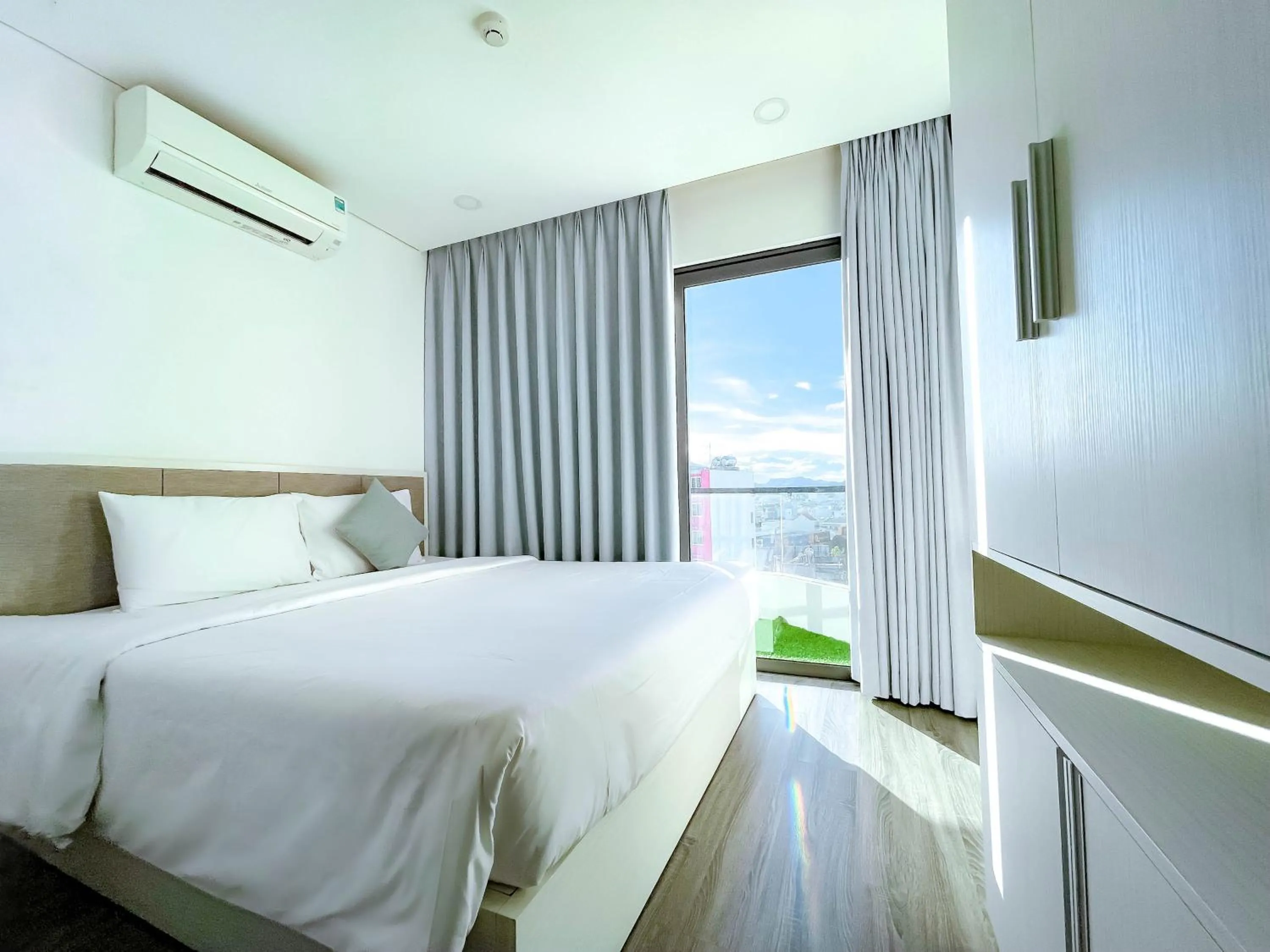 Olivia Hotel and Apartment