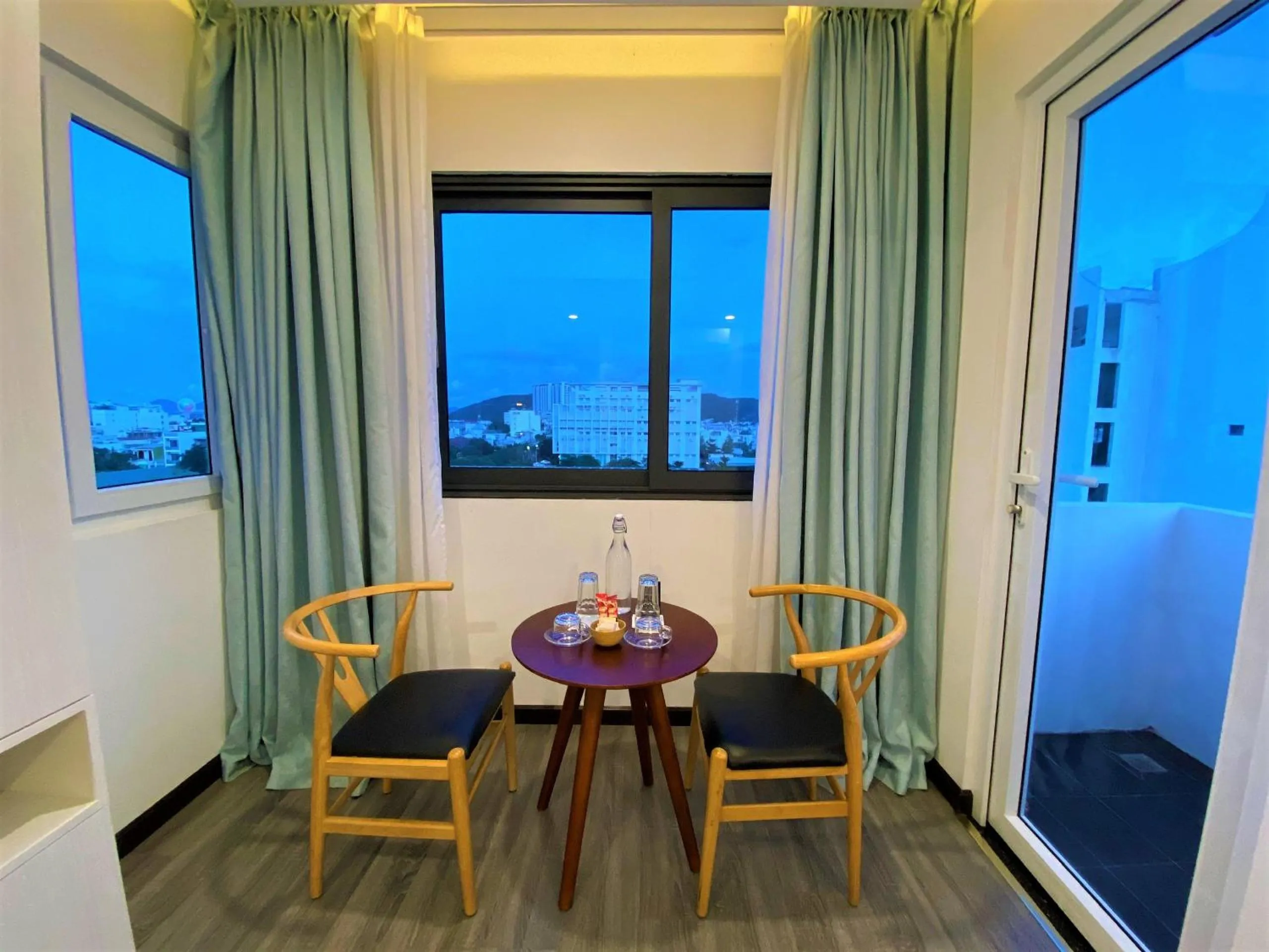 Balcony/Terrace in Olivia Hotel and Apartment