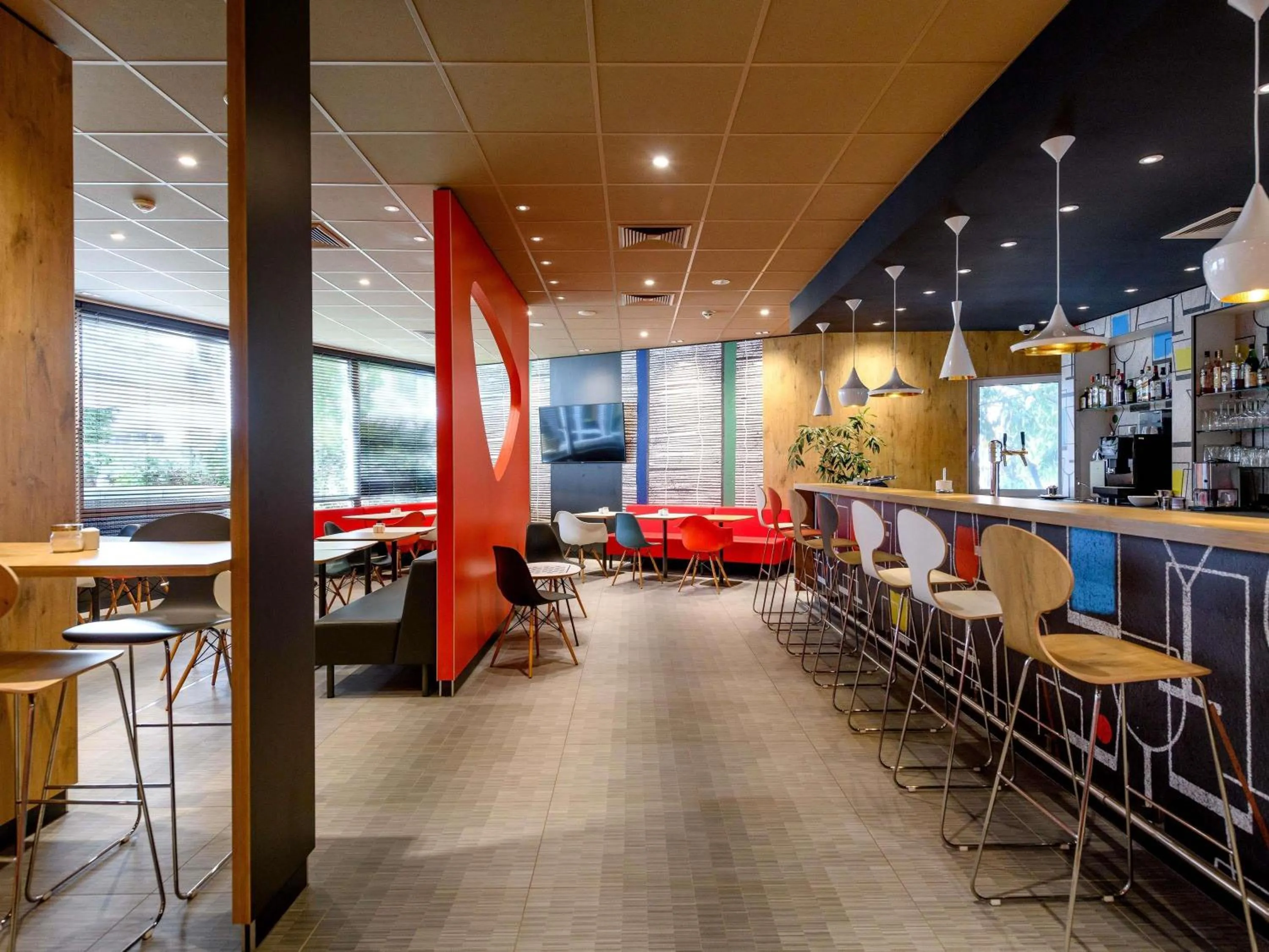 Lounge or bar in ibis Mainz City