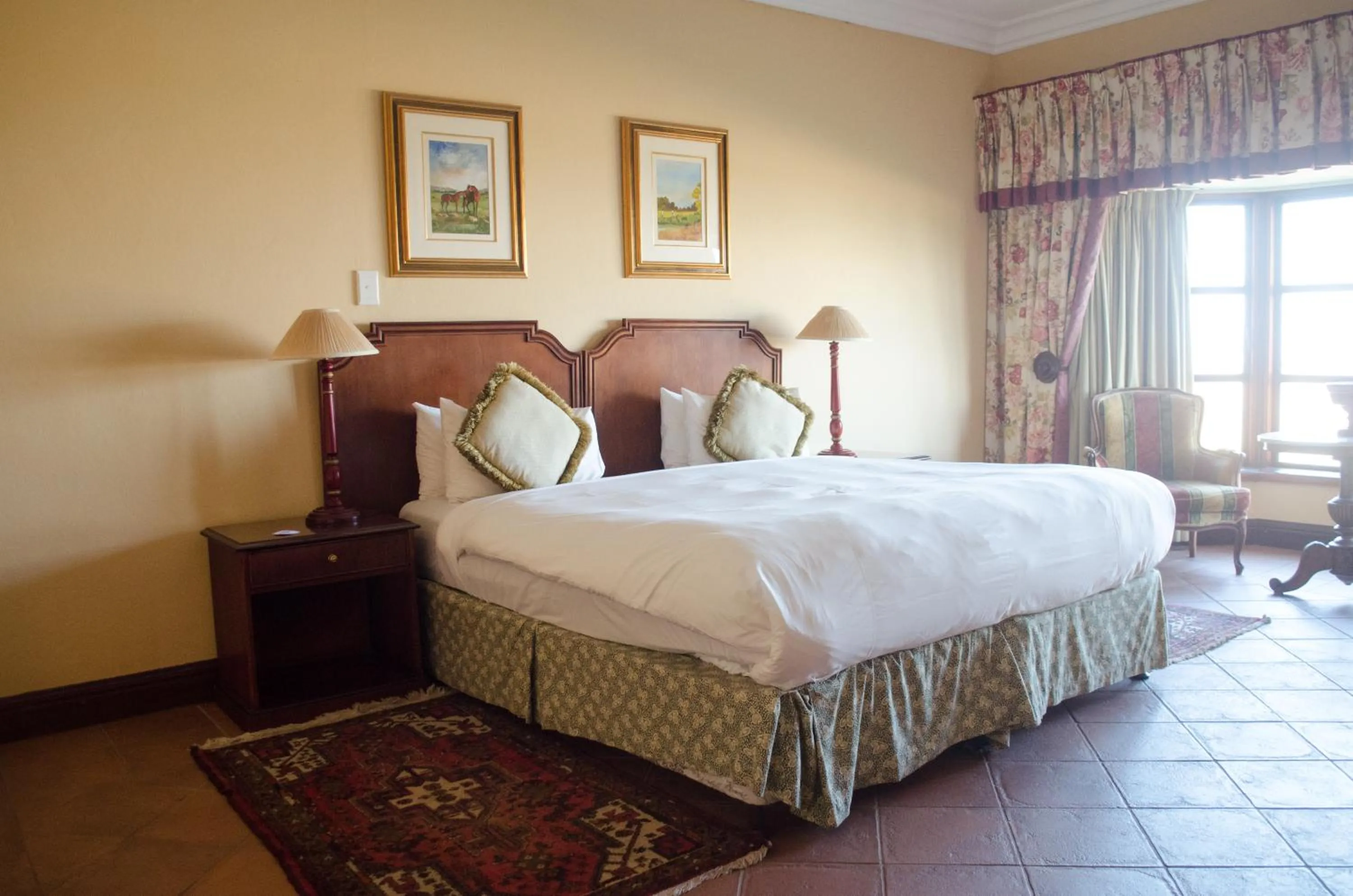 Bedroom, Bed in Gooderson Kloppenheim Country Estate