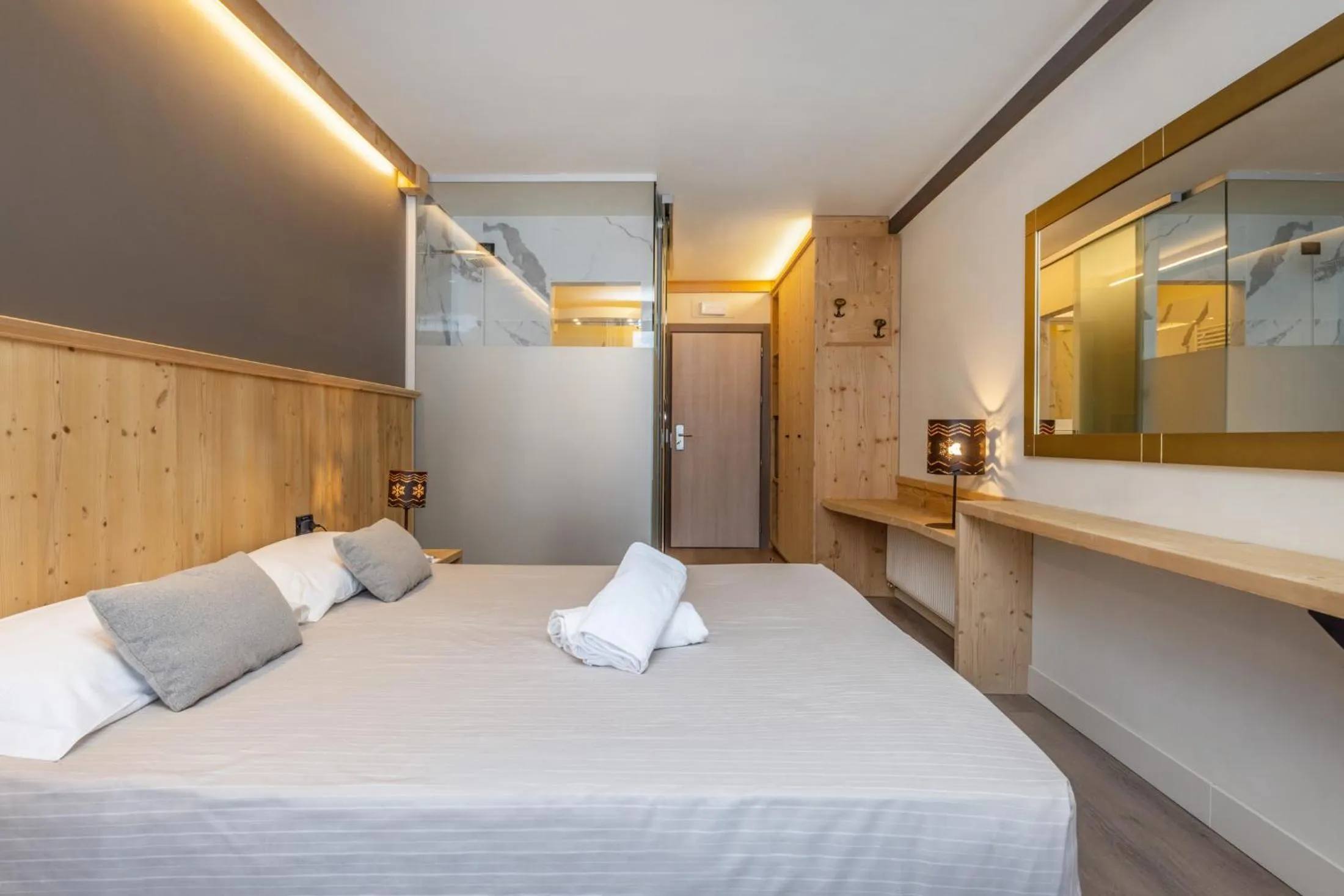 Photo of the whole room, Bed in Hotel Piandineve