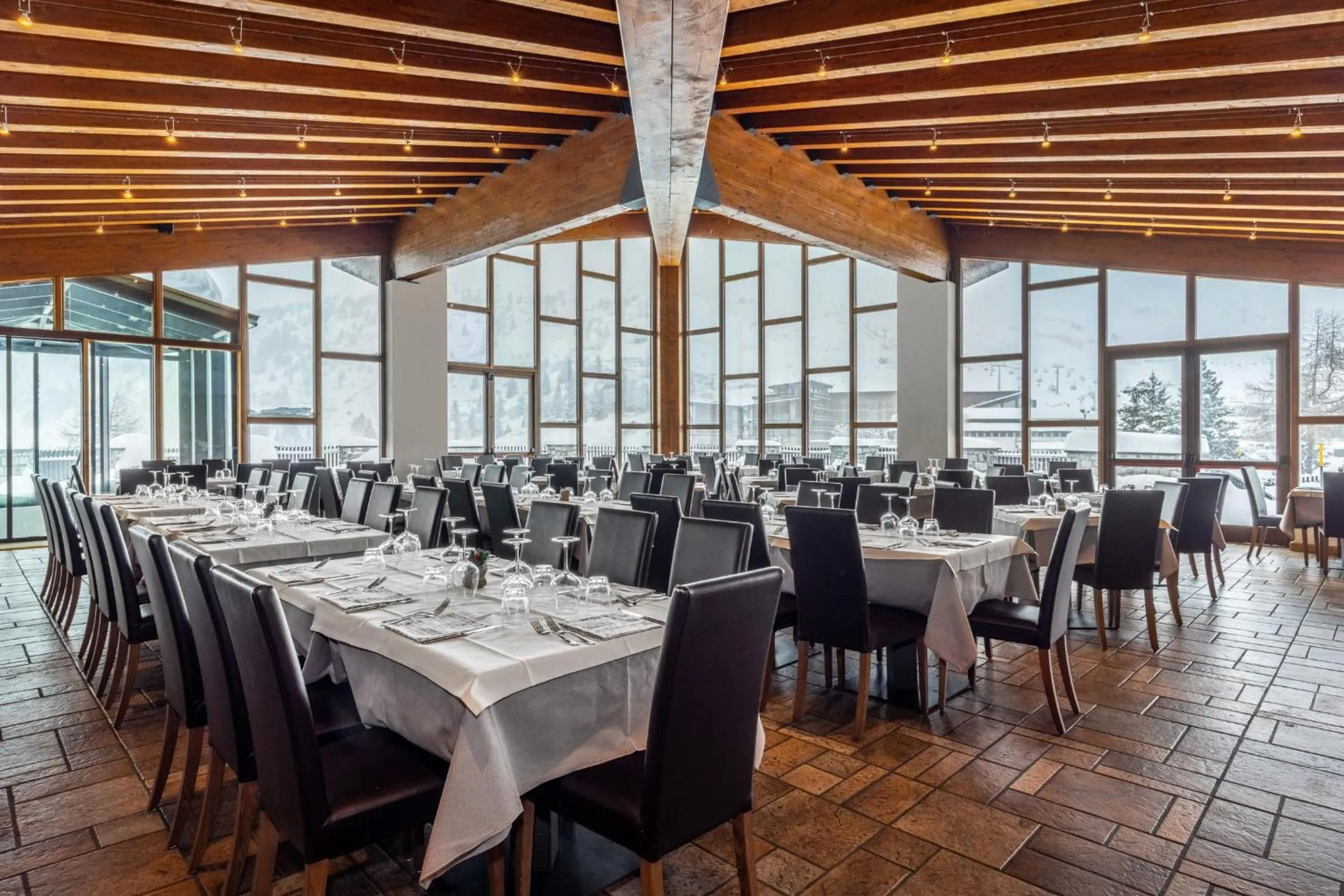 Restaurant/places to eat in Hotel Piandineve