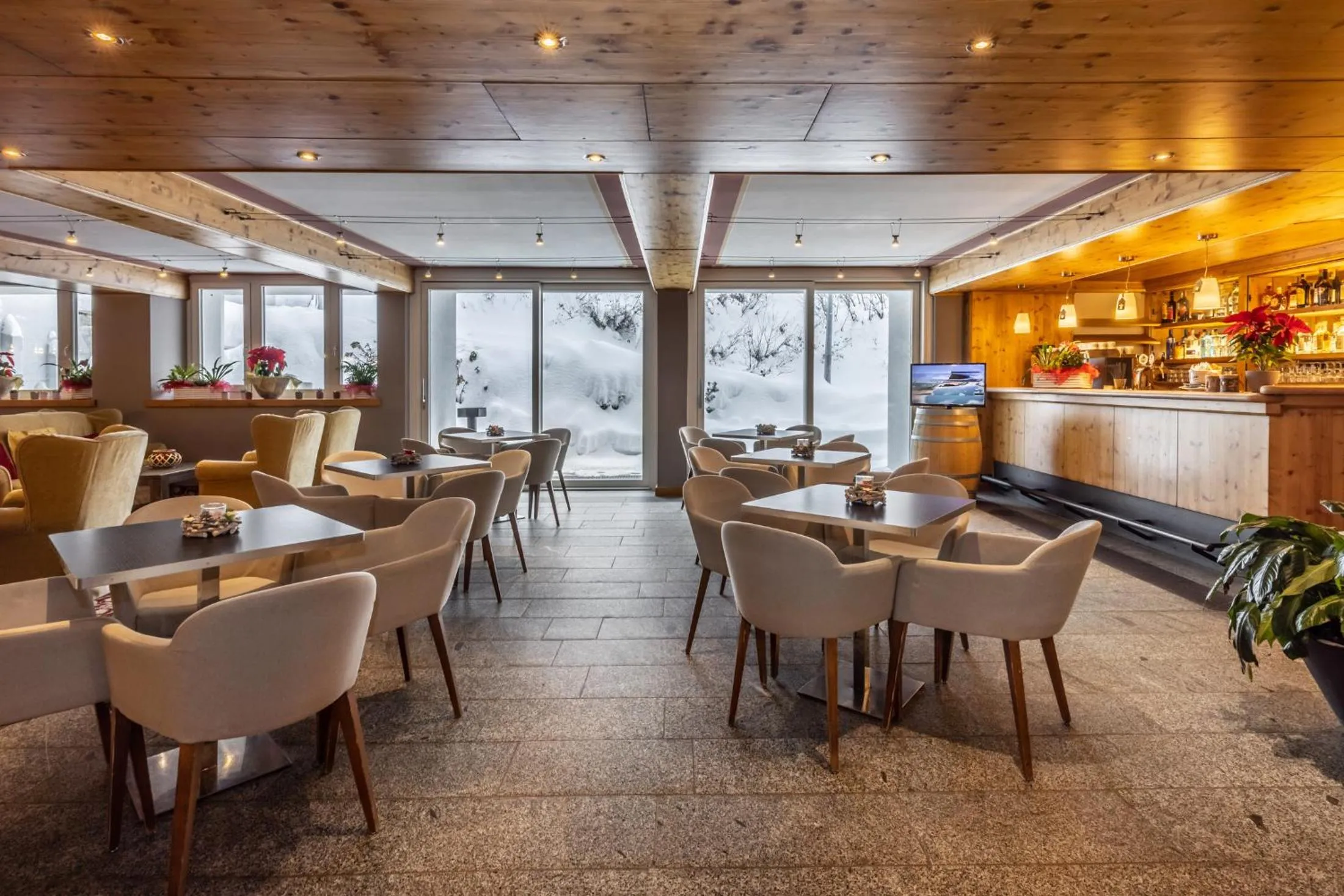 Lounge or bar in Hotel Piandineve