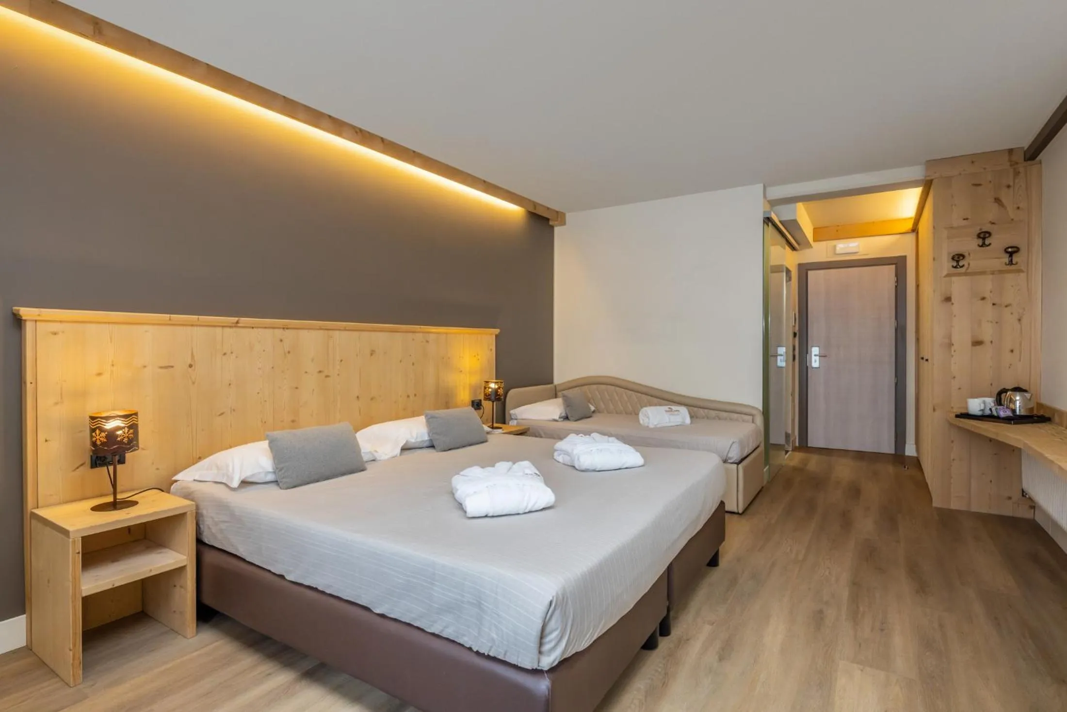 Photo of the whole room, Bed in Hotel Piandineve