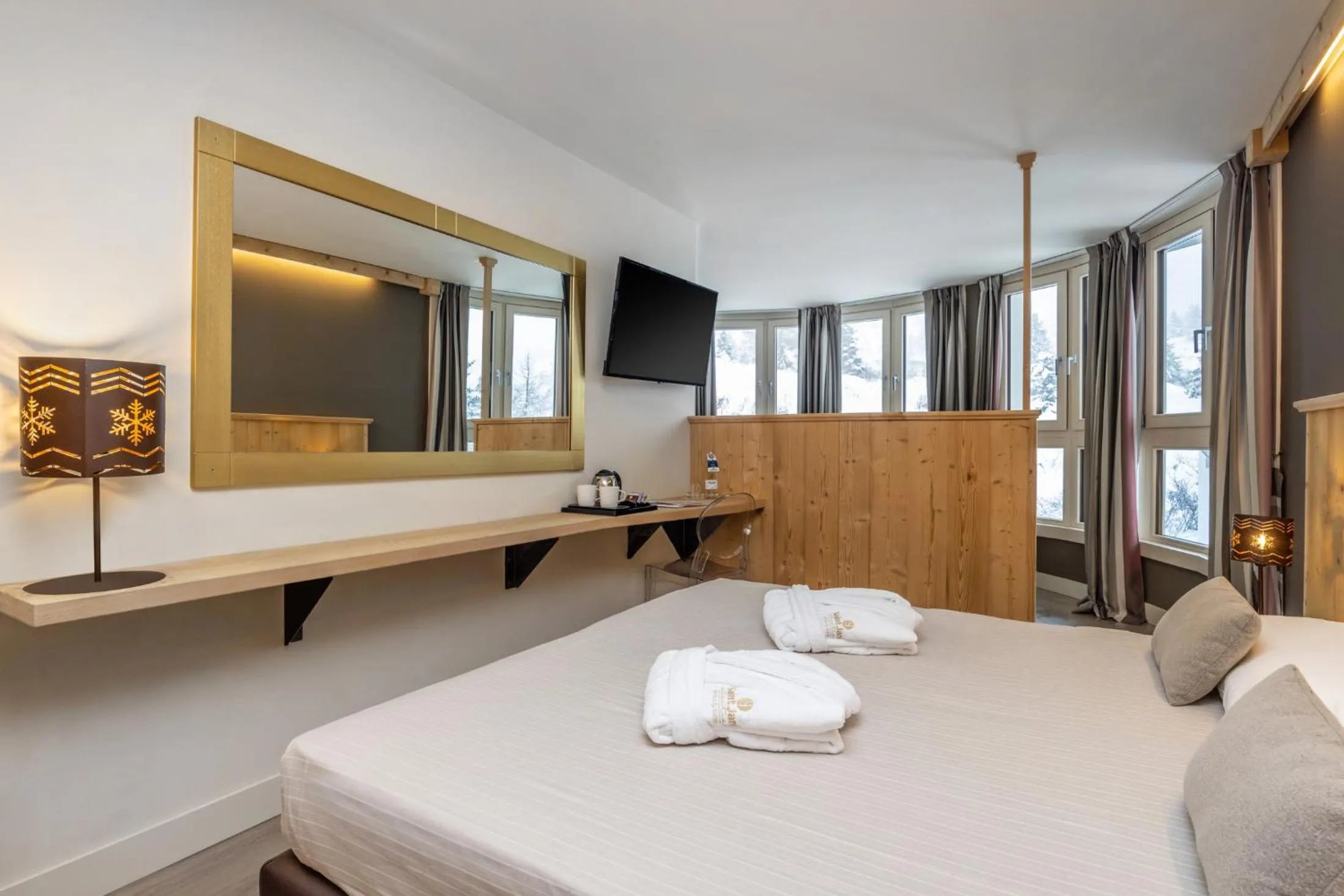 Photo of the whole room, Bed in Hotel Piandineve