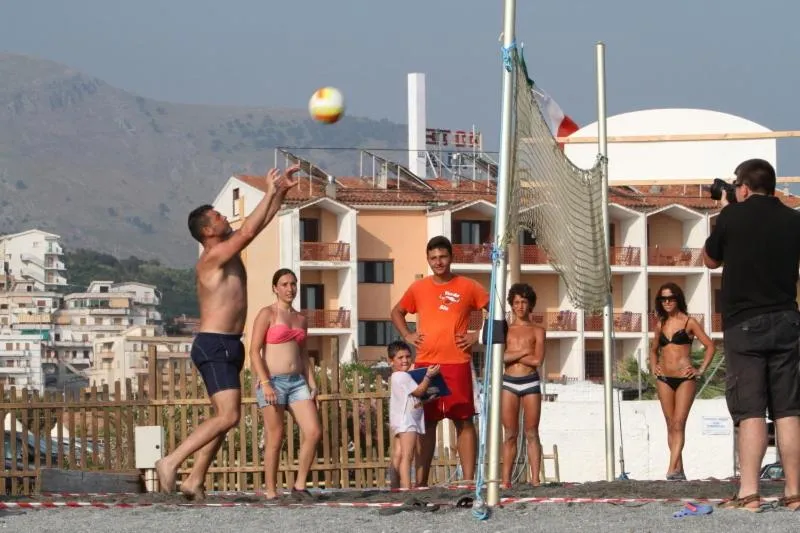 People in Hotel Talao