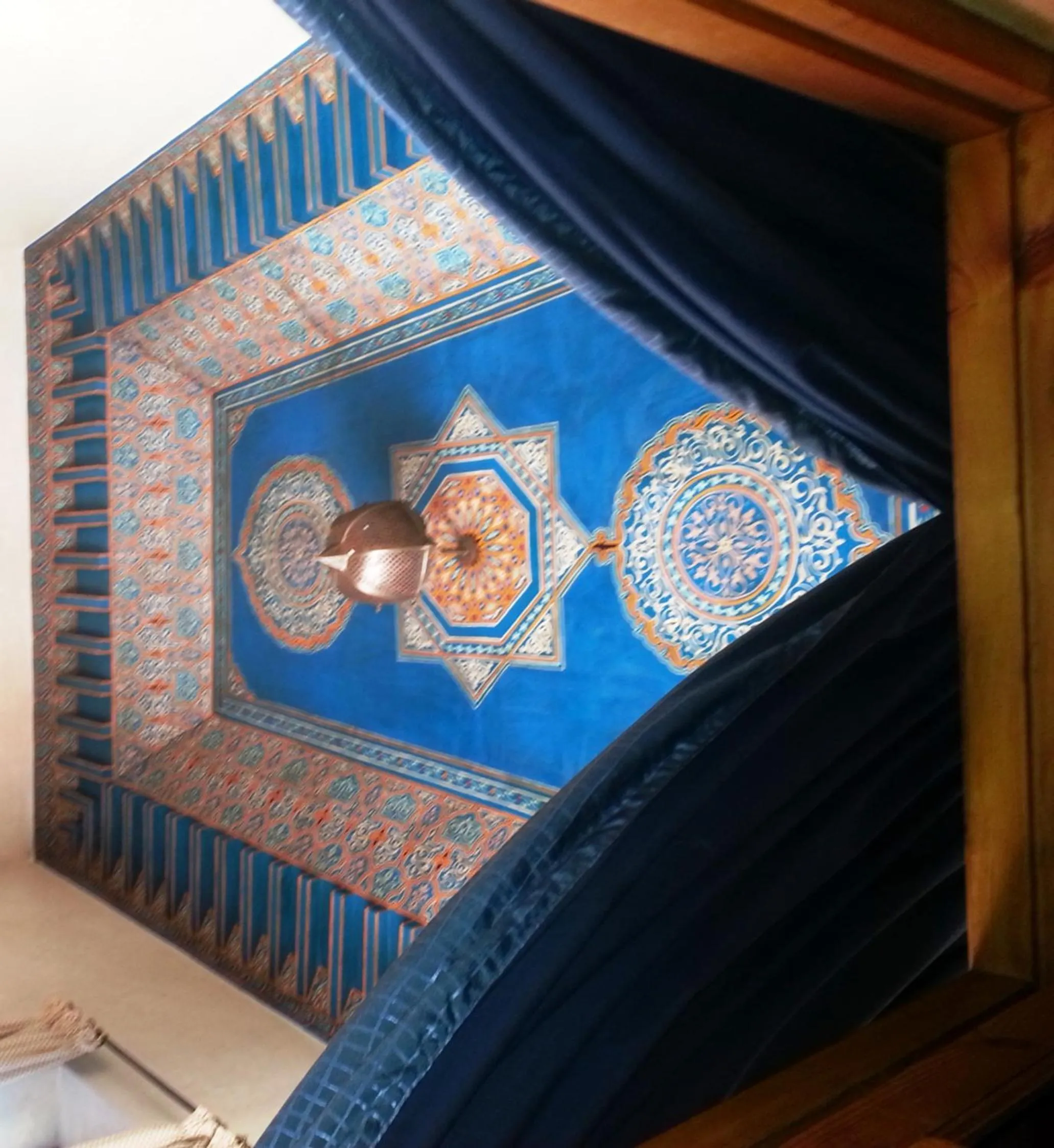 Communal lounge/ TV room in Riad Puchka