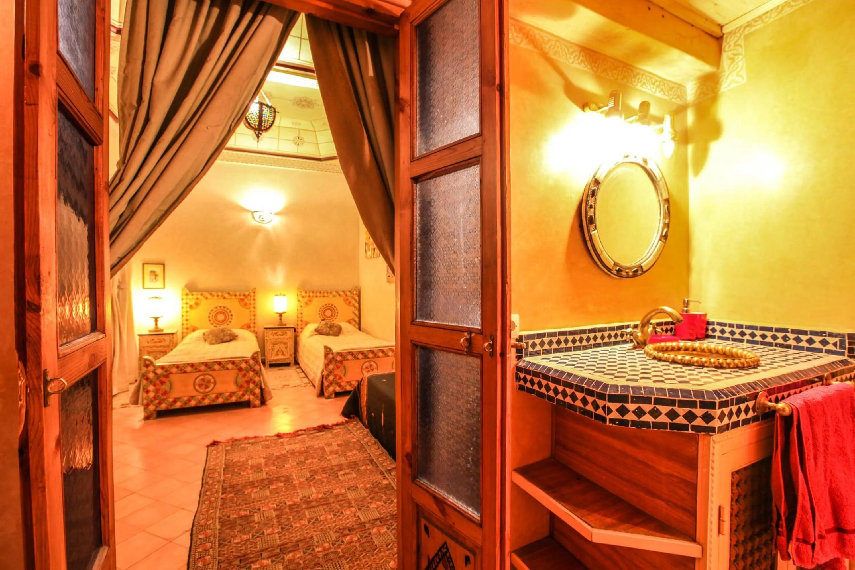 Bathroom, Bed in Riad Puchka