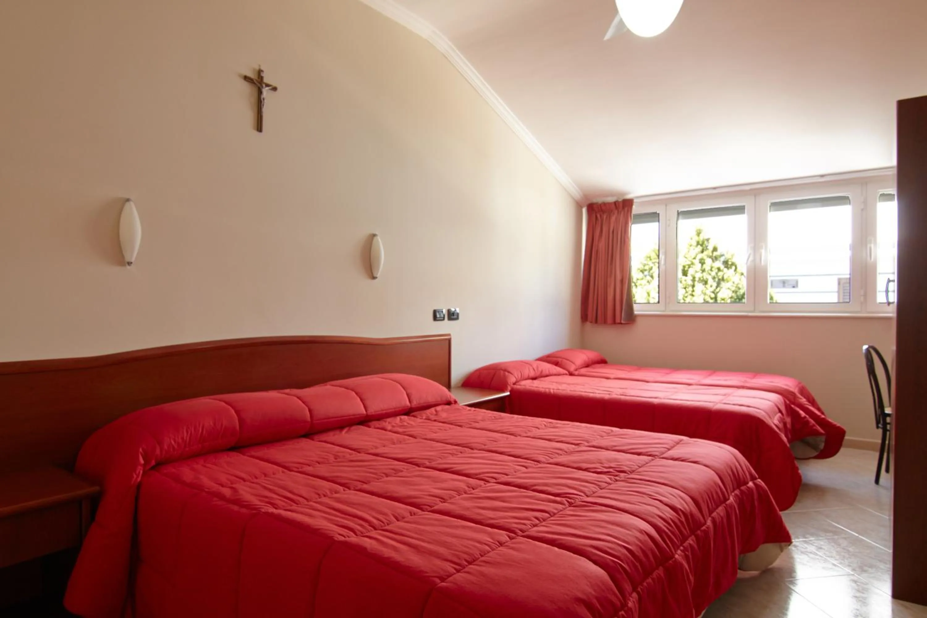 Bedroom in Albergo Villa Bianca