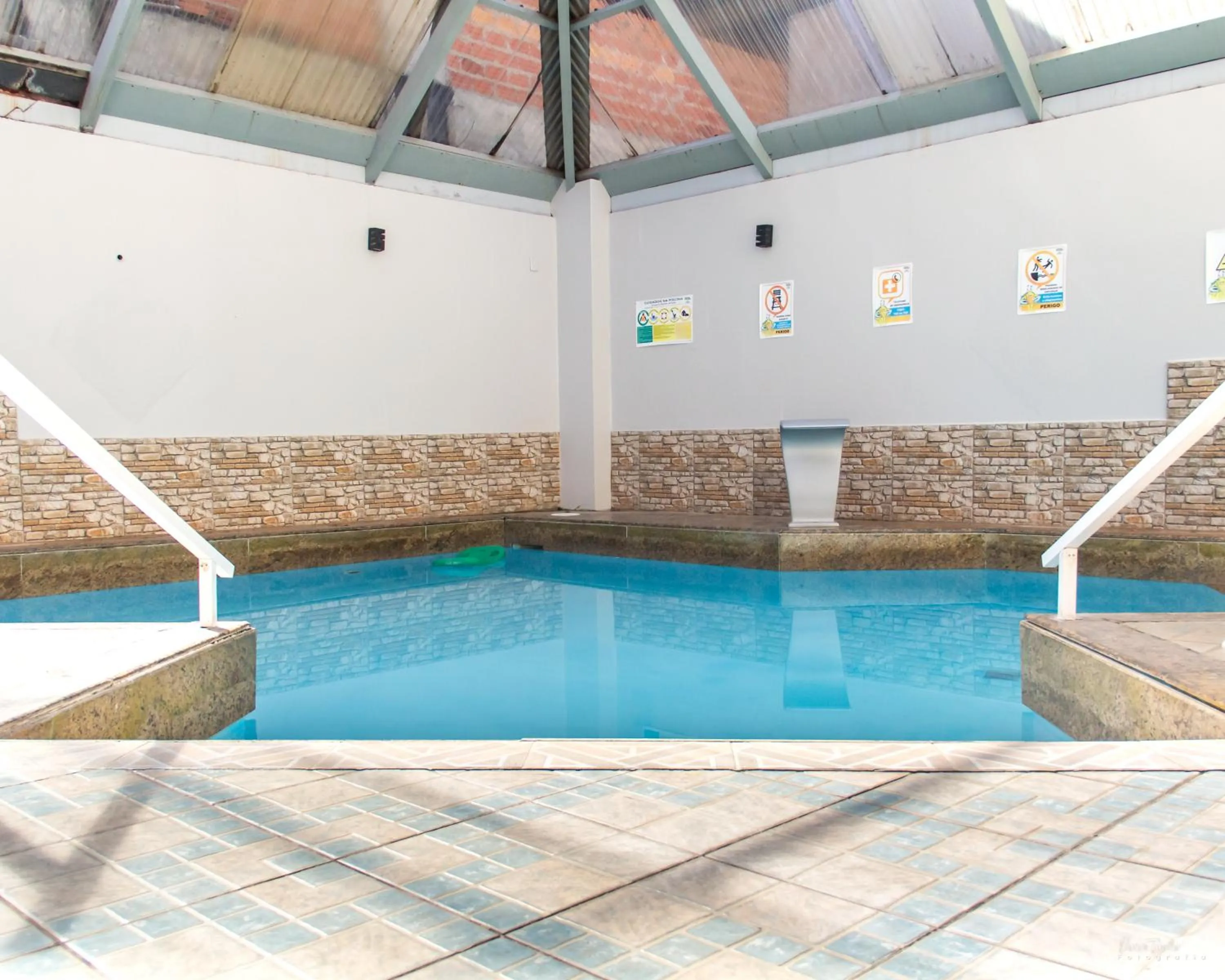 Pool view in De Rose Palace Hotel