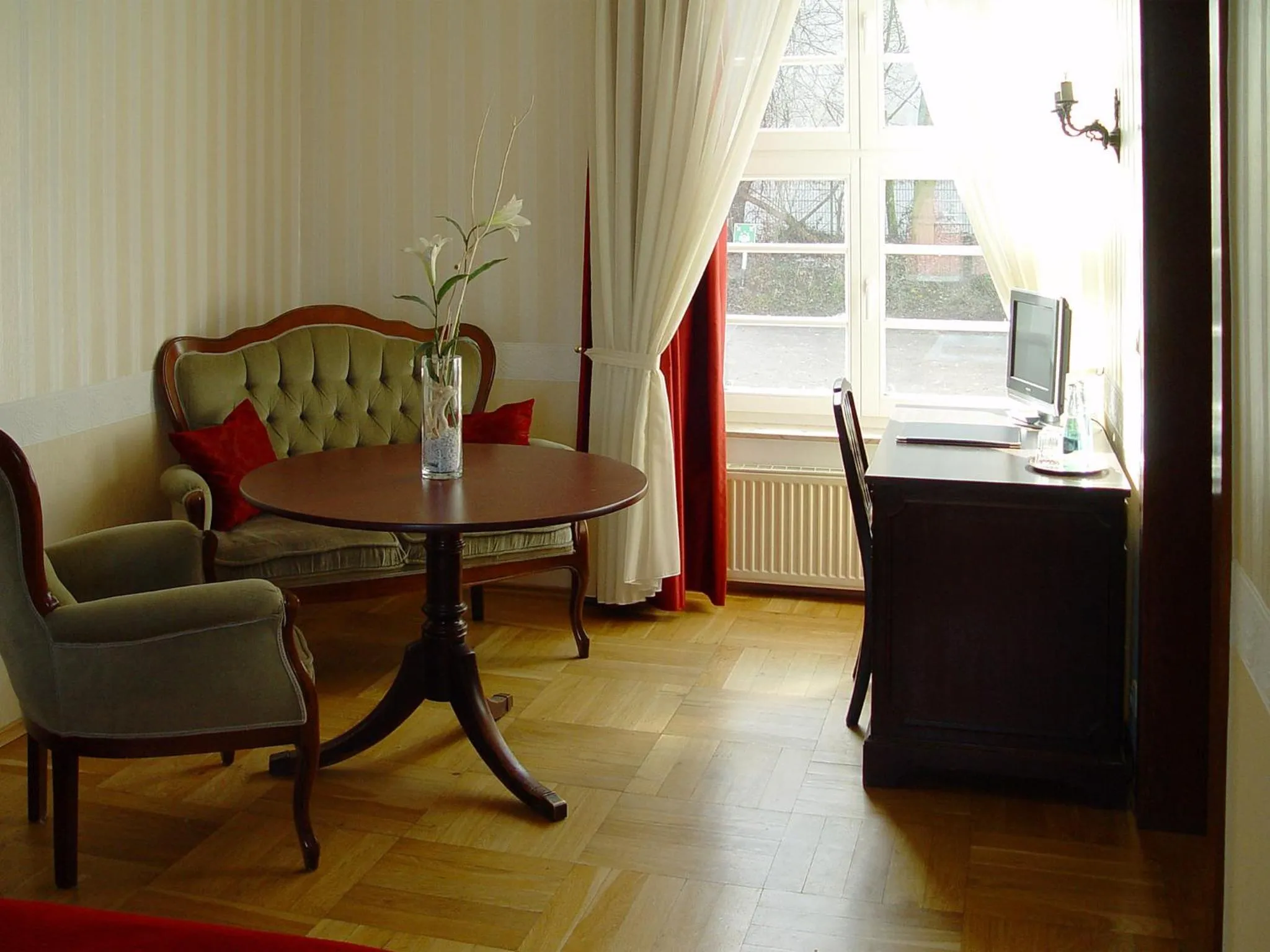 Photo of the whole room in Hotel Altes Hafenhaus