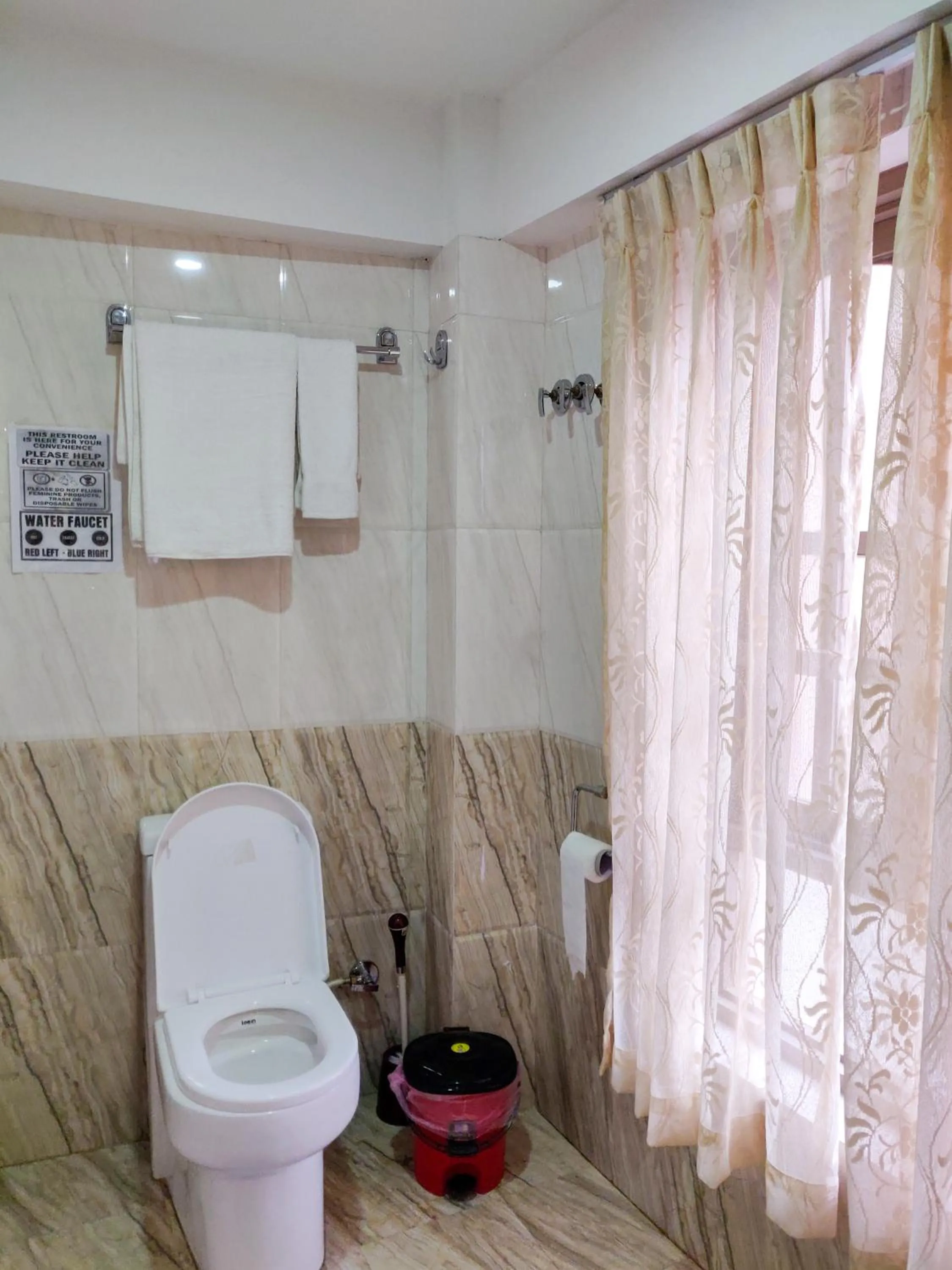 Bathroom in Hotel Central Bhaktapur