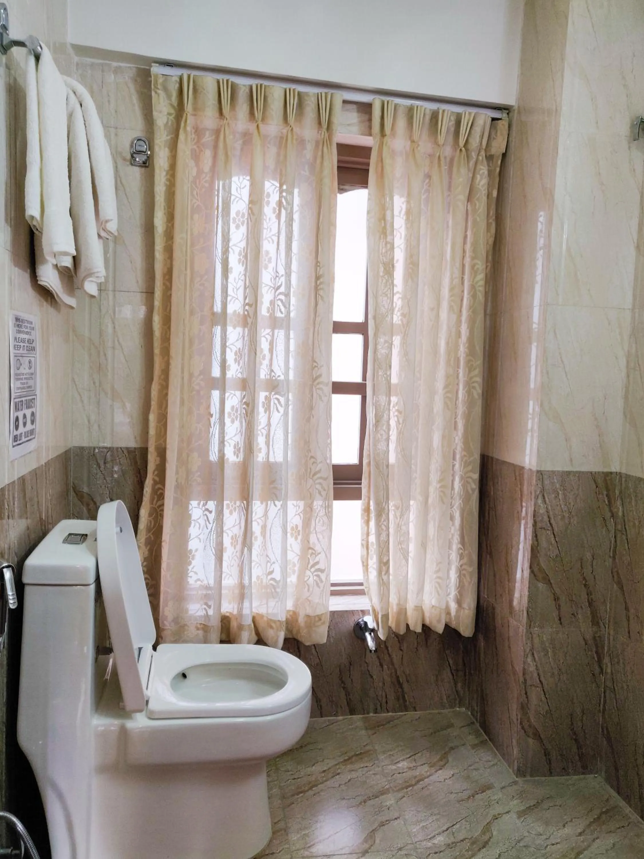 Bathroom in Hotel Central Bhaktapur