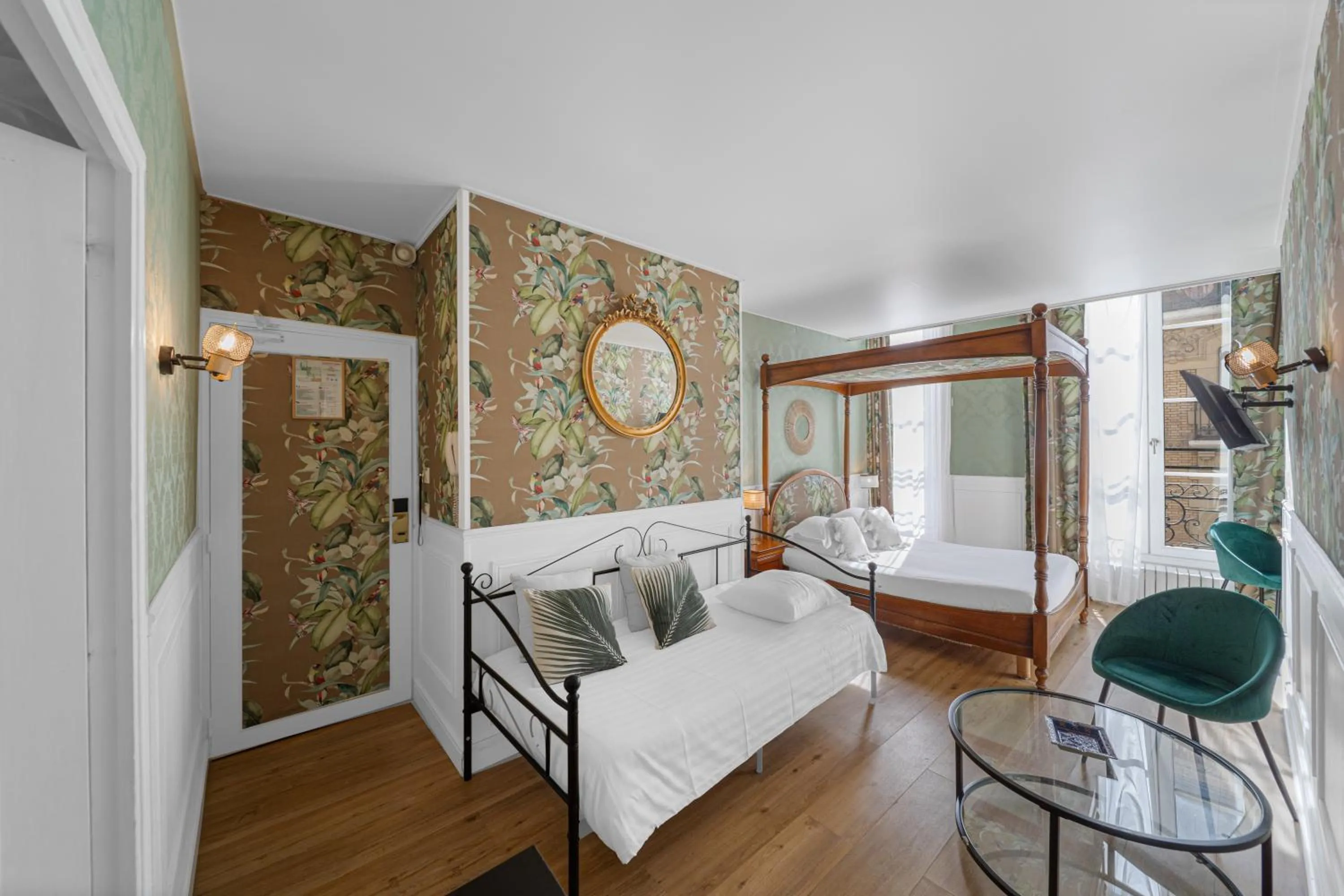 Bedroom, Bed in Hotel de la Bretonnerie