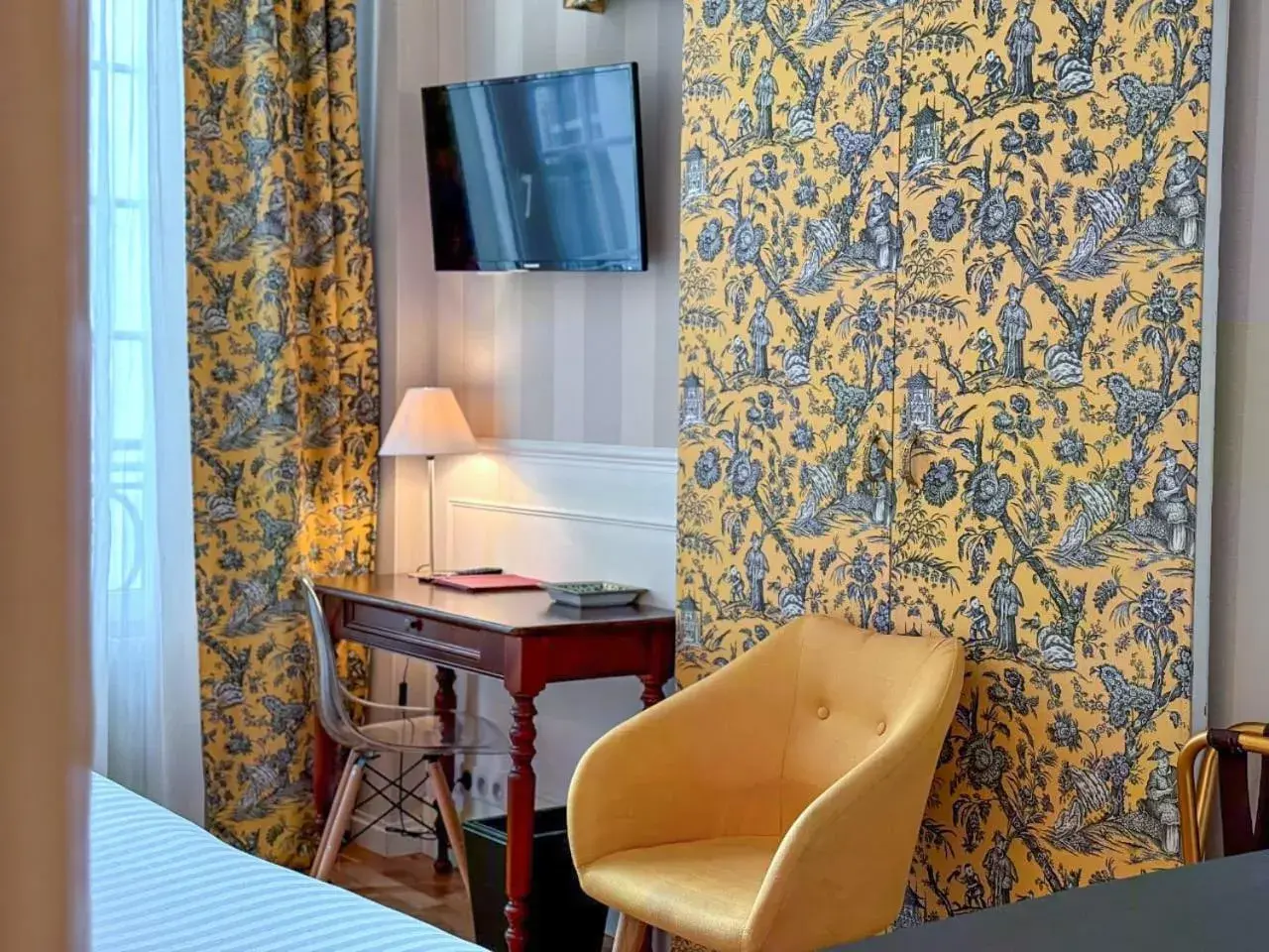 Superior Double Room in Hotel de la Bretonnerie Superior Double Room in Hotel de la Bretonnerie