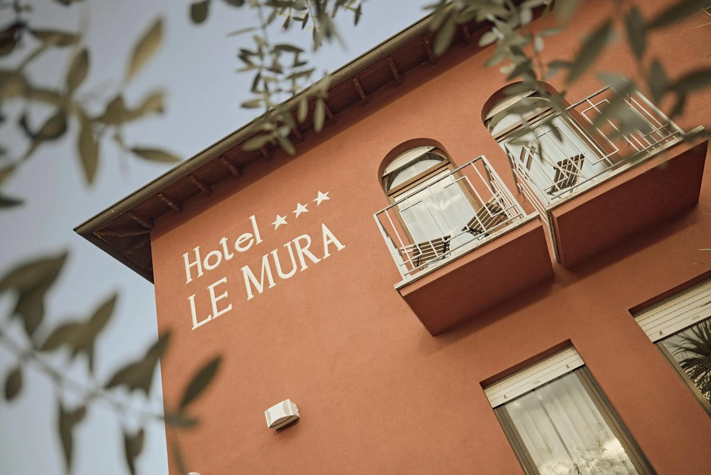 Property building in Hotel Le Mura