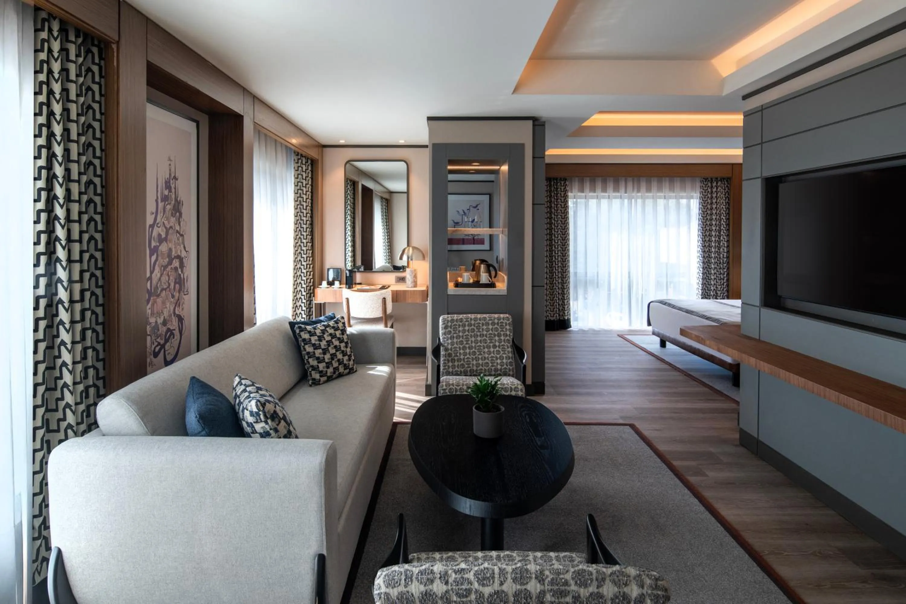 Seating area, Bed in Mercure Istanbul Altunizade