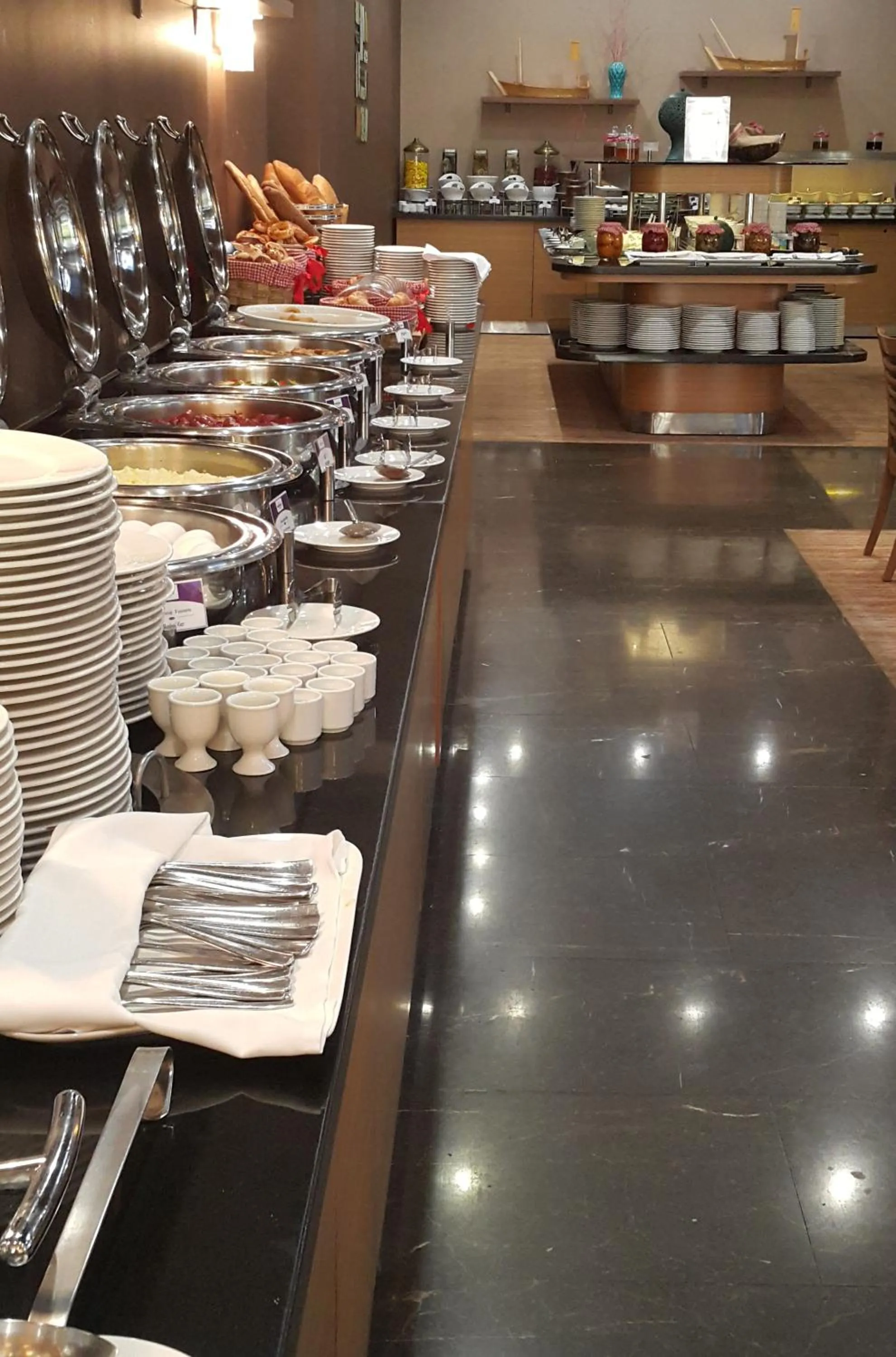 Buffet breakfast in Mercure Istanbul Altunizade
