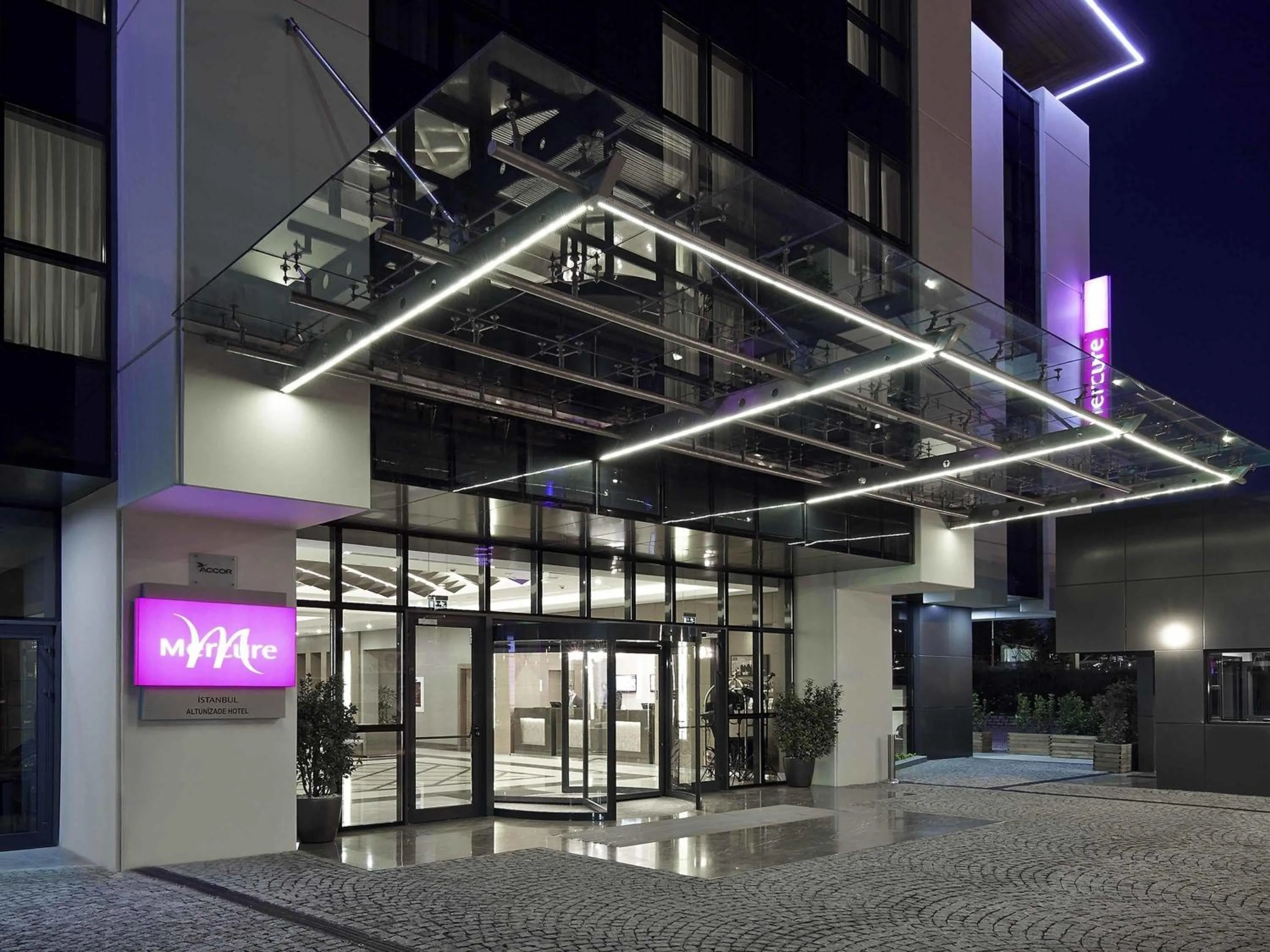 Property building in Mercure Istanbul Altunizade