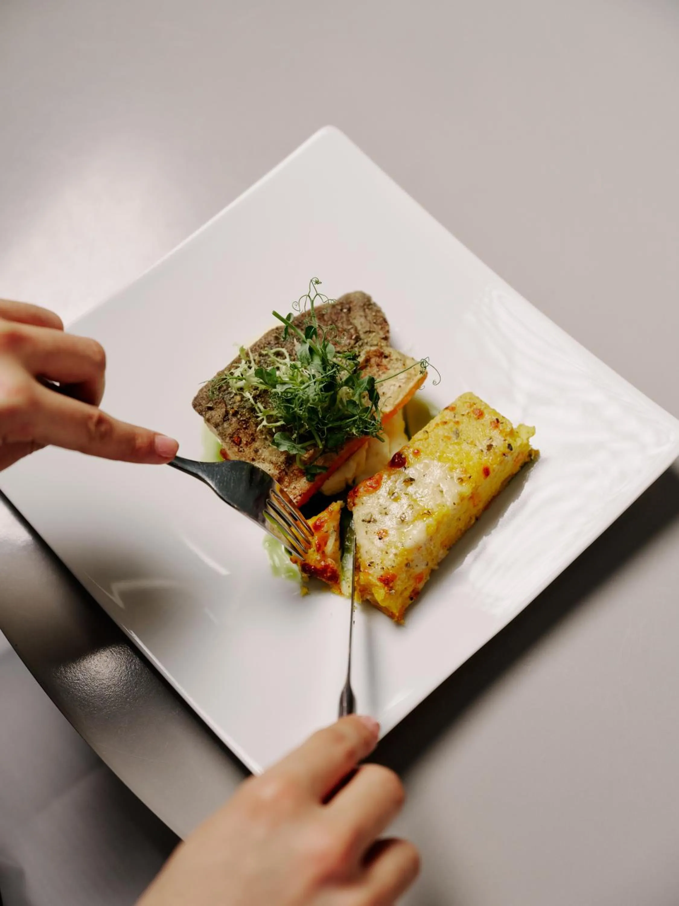 Restaurant/places to eat in Seehotel Villago