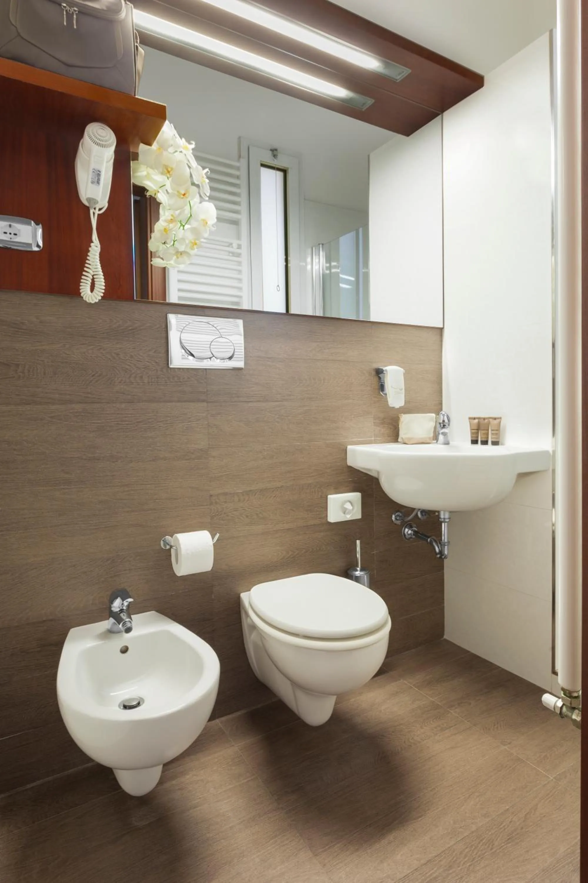 Bathroom in Hotel Atlantic Vista Mare