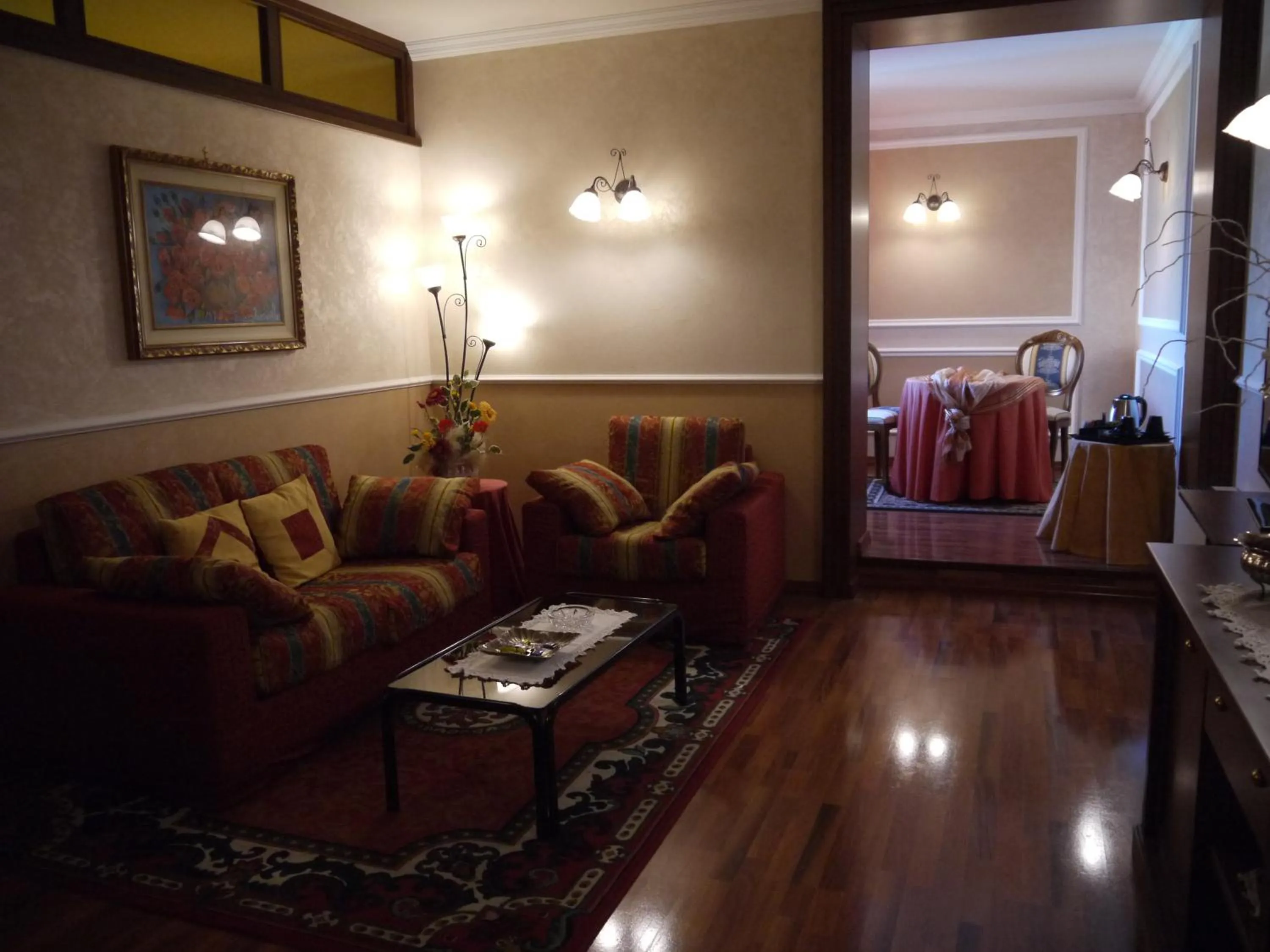 Decorative detail in Hotel La Ruota