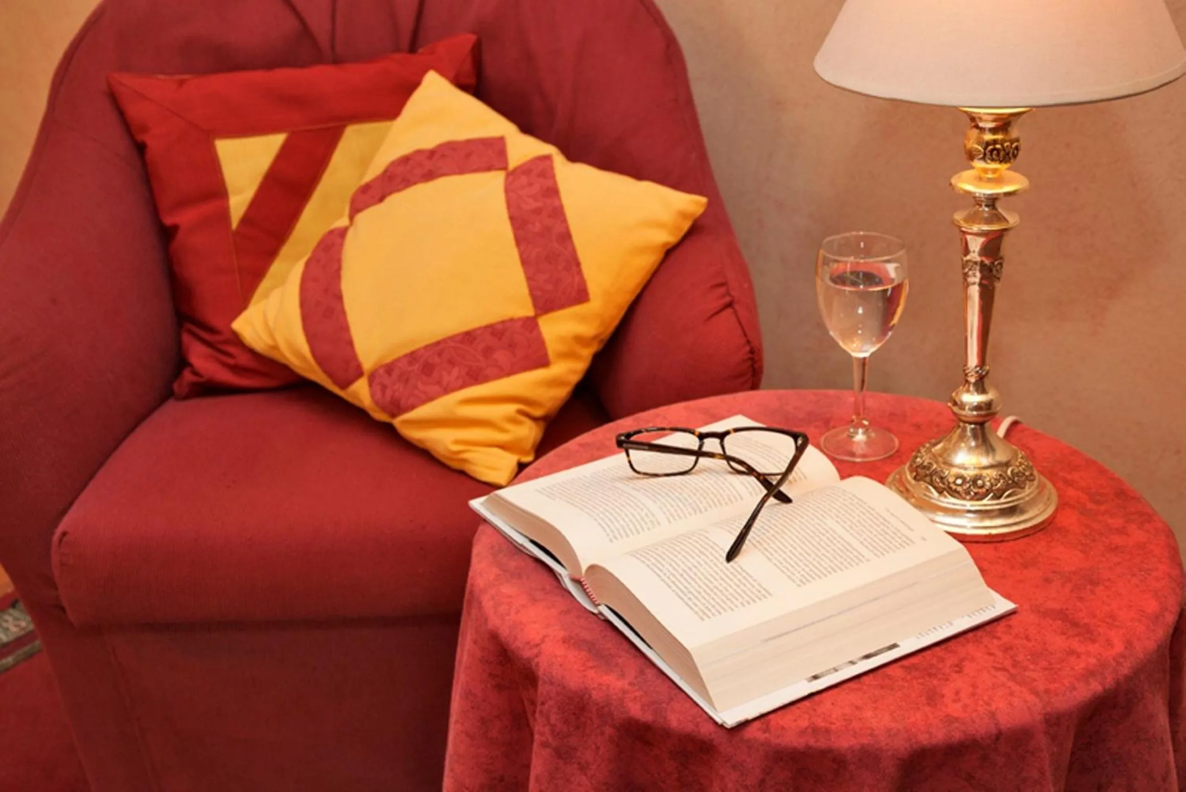 Decorative detail in Hotel La Ruota